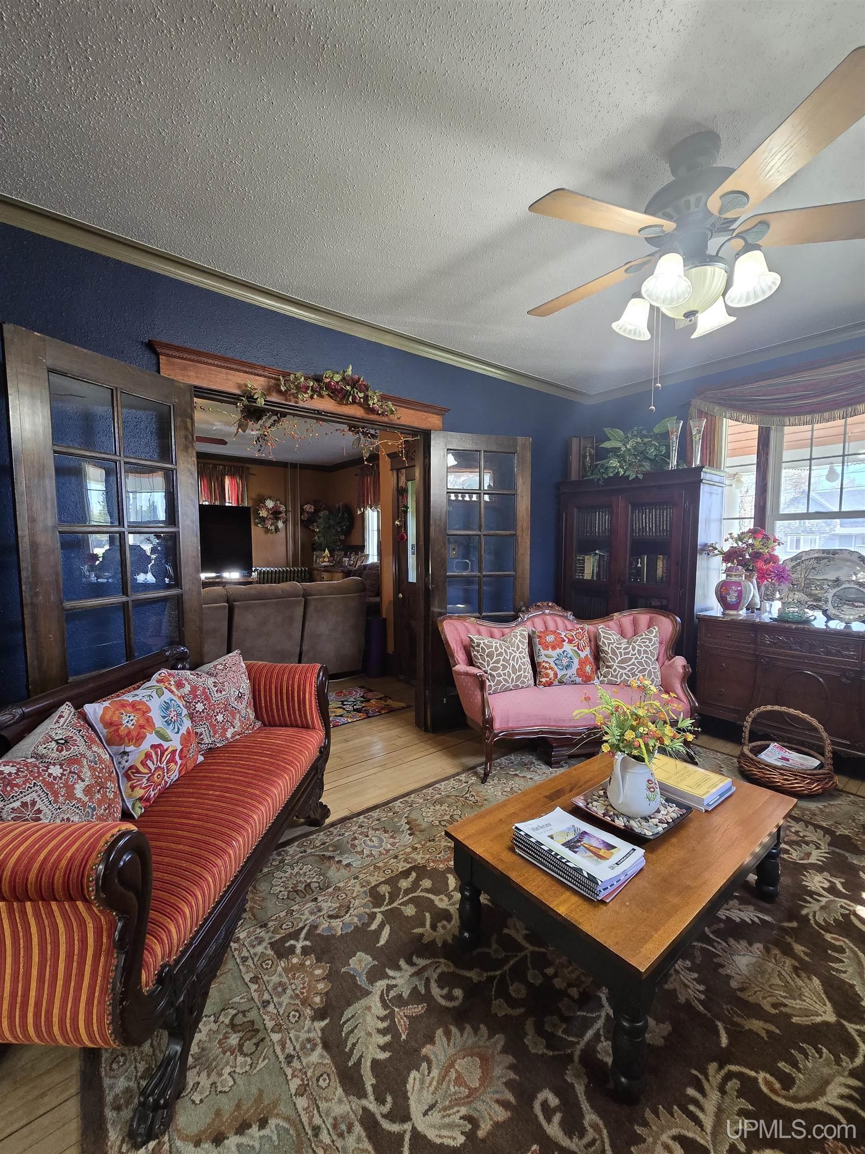 main property photo 18