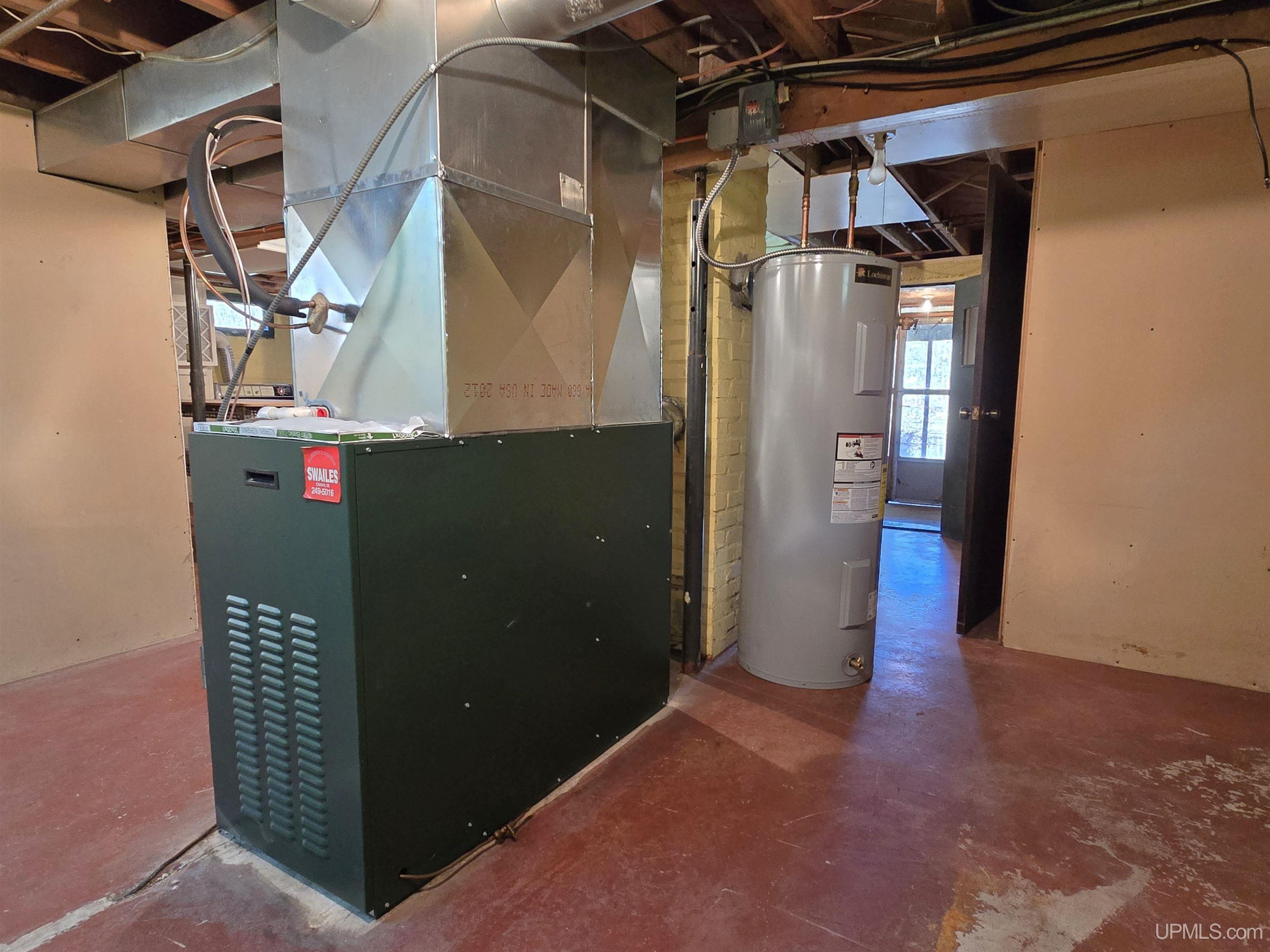 main property photo 36