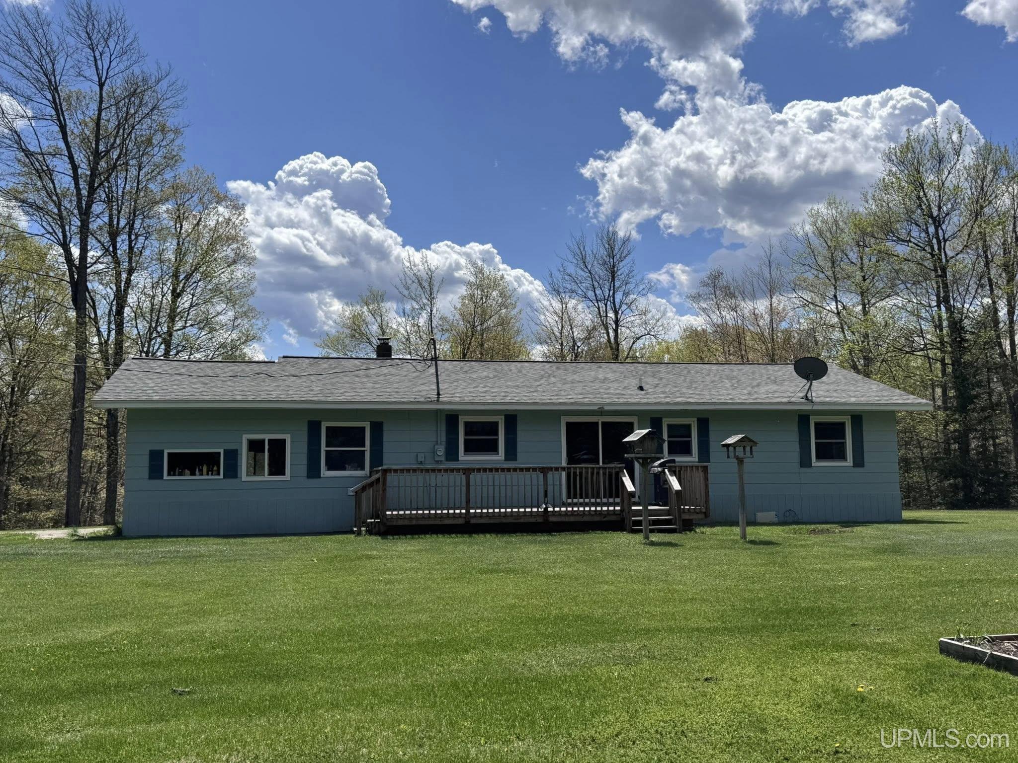 main property photo 18