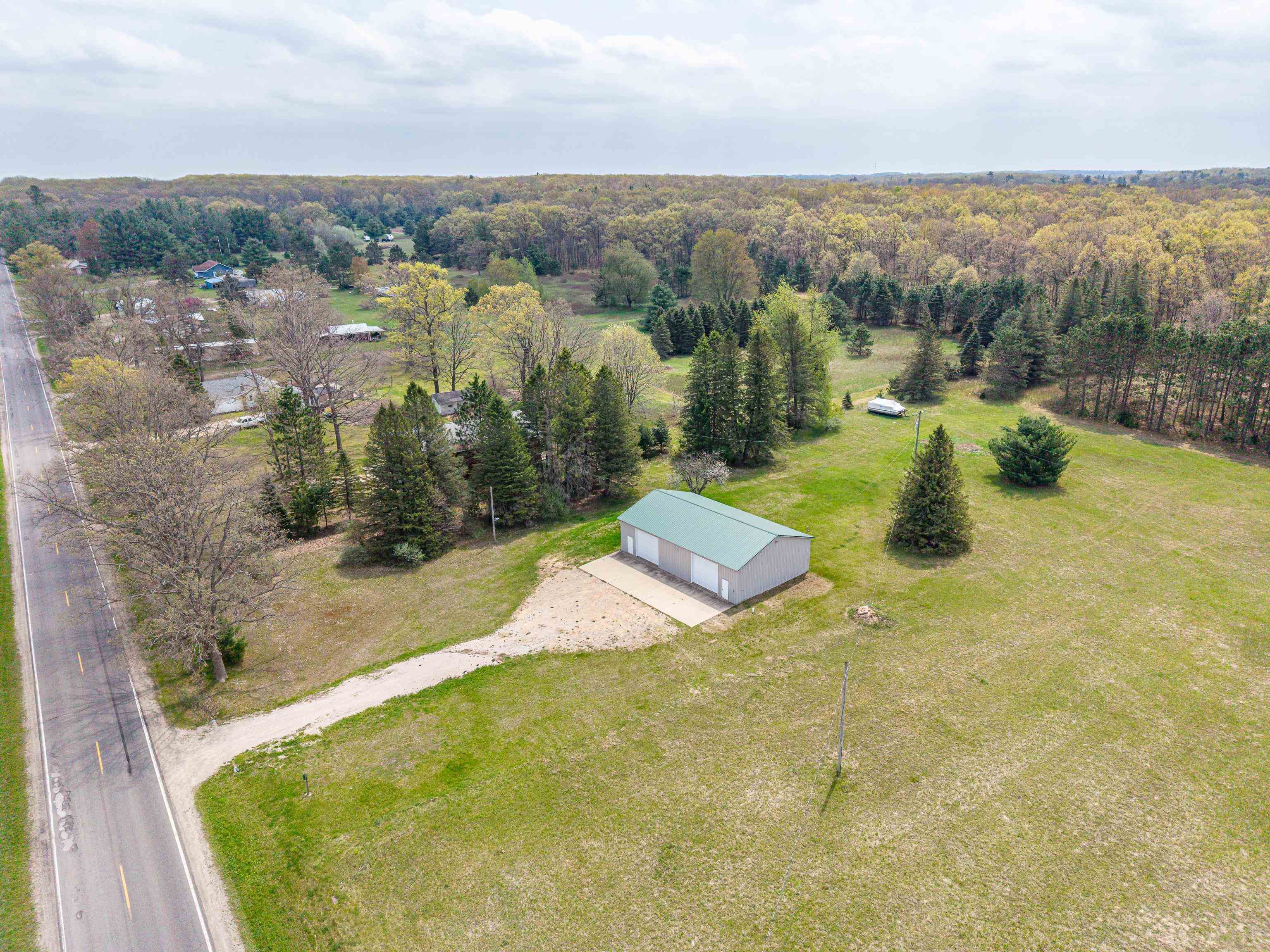 main property photo 14