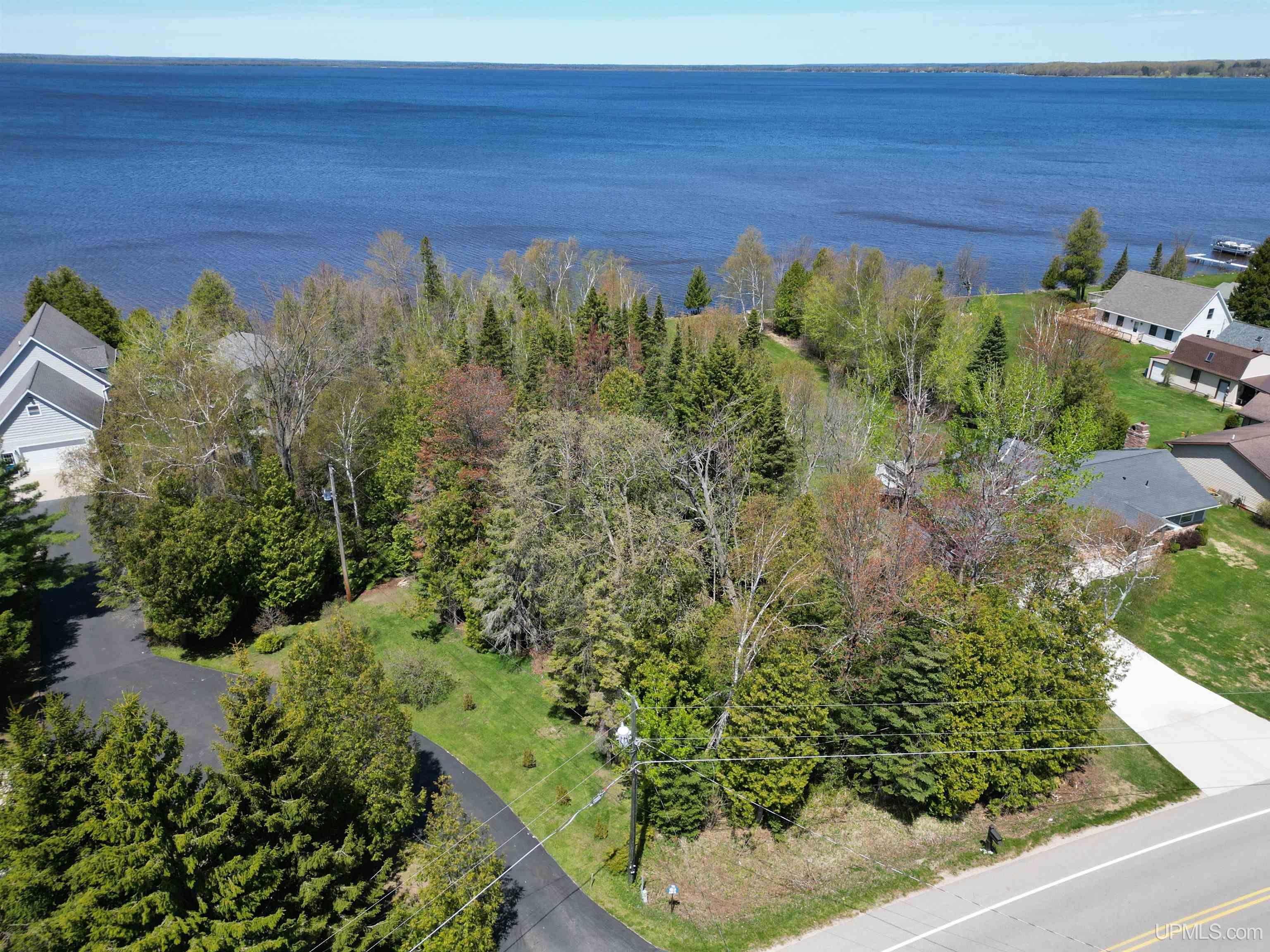 main property photo 0