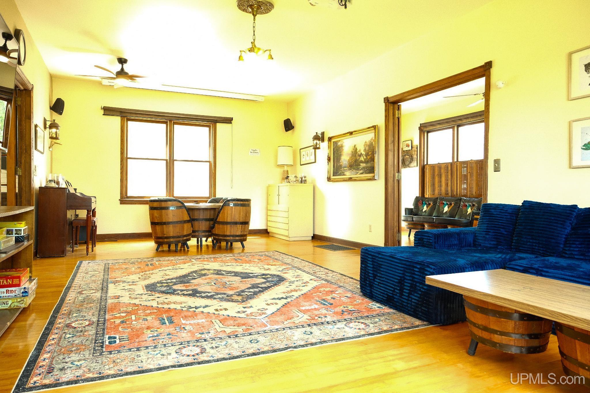 main property photo 17