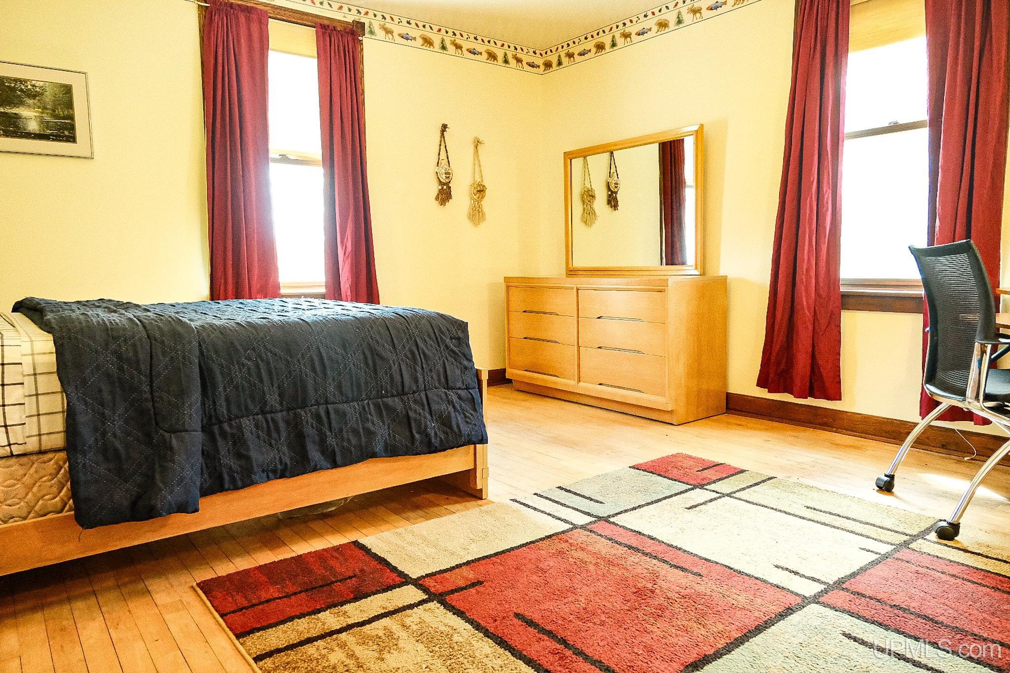 main property photo 44