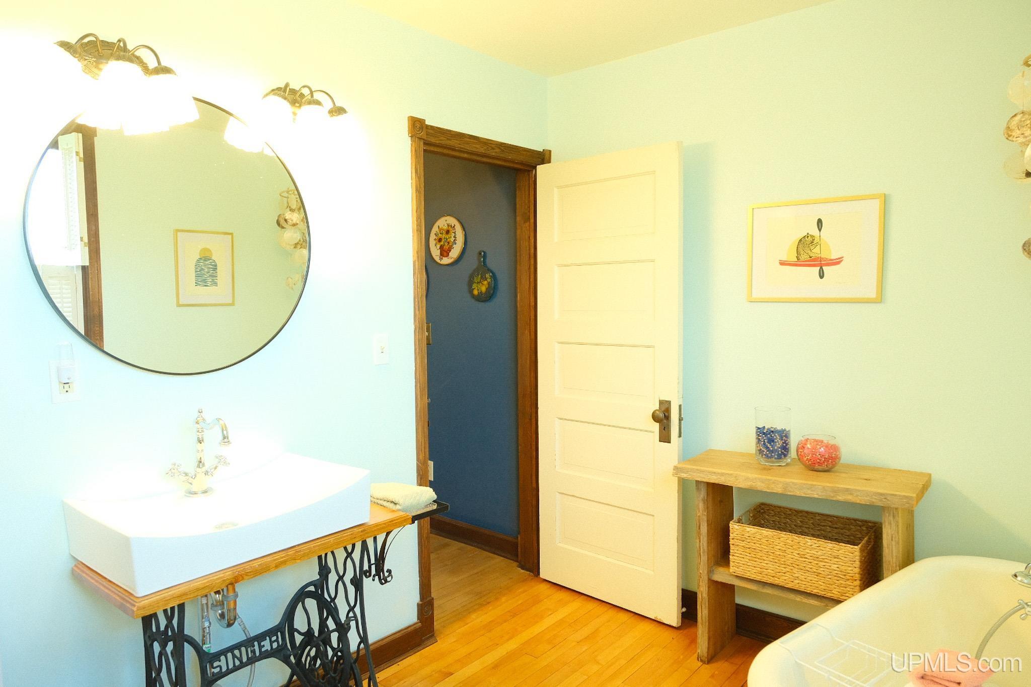 main property photo 49