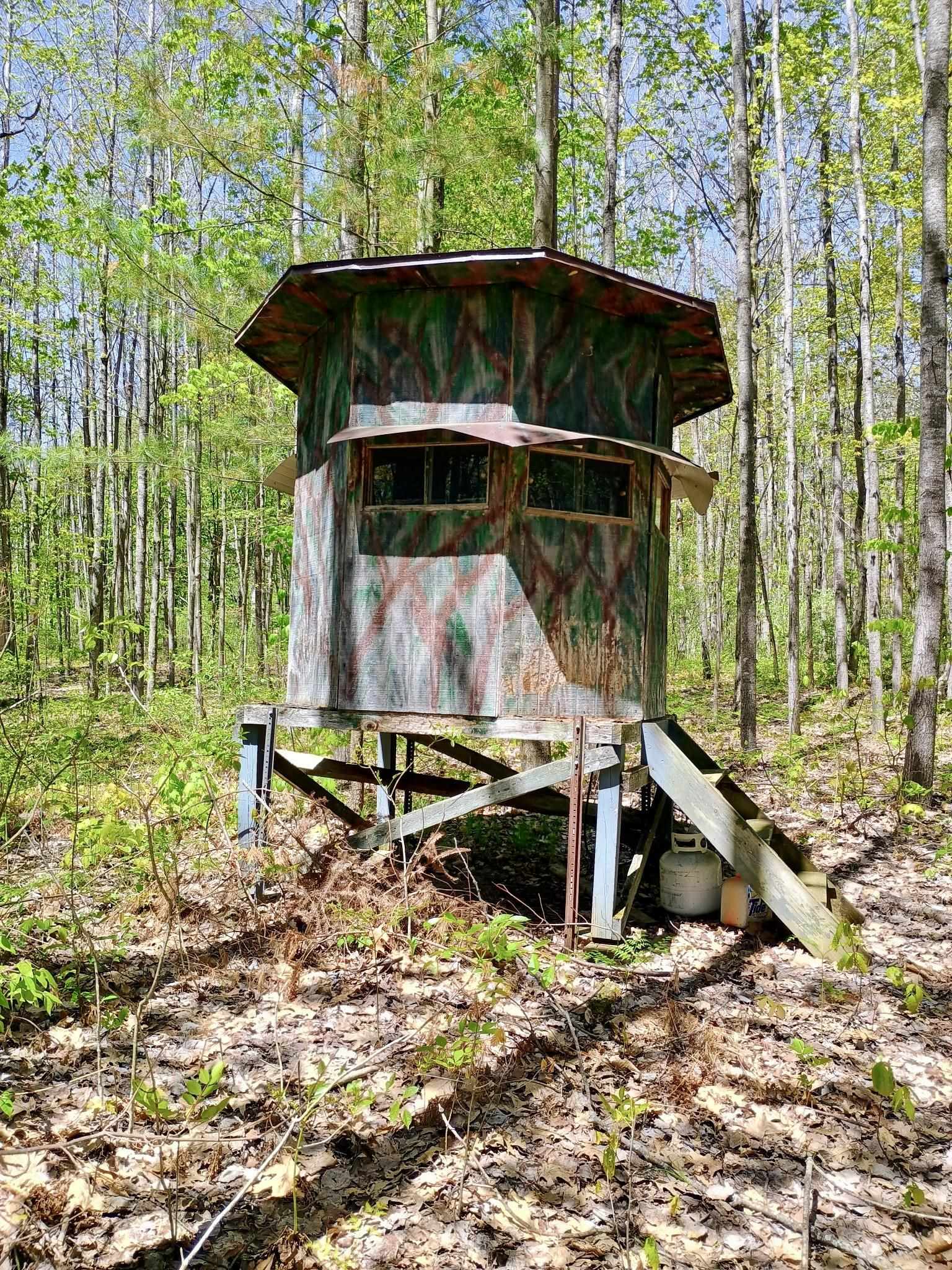 main property photo 45