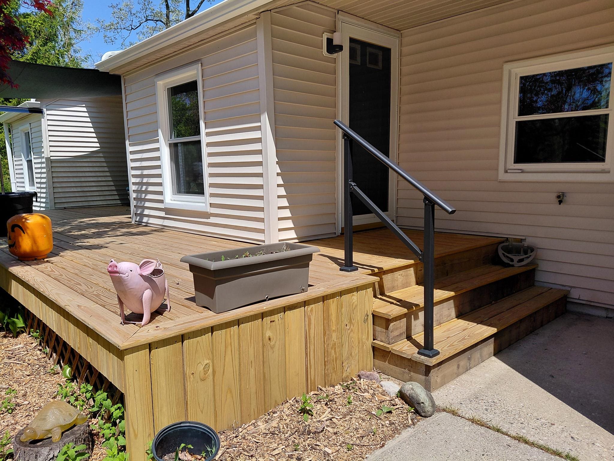 main property photo 11