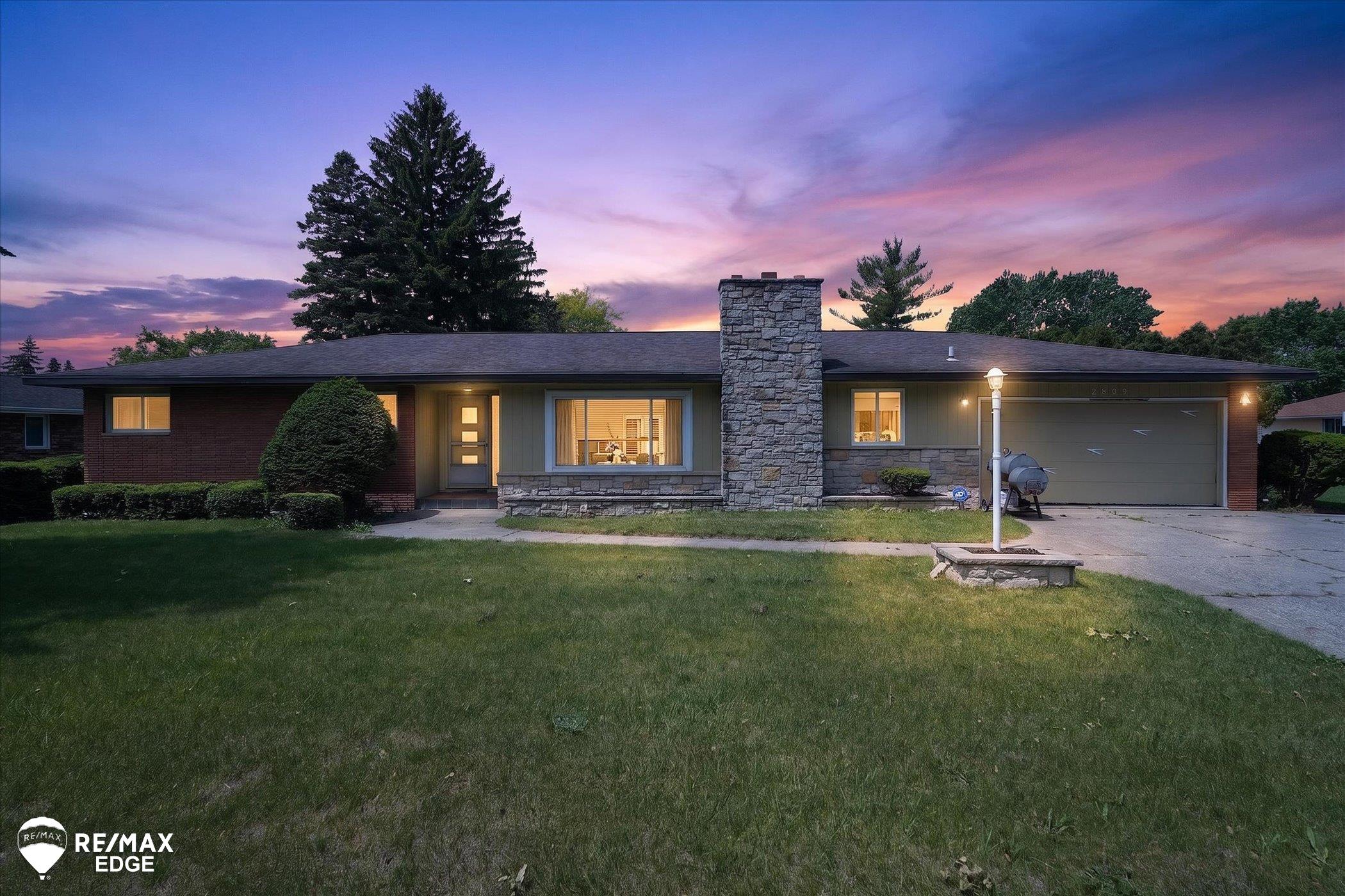 main property photo 54