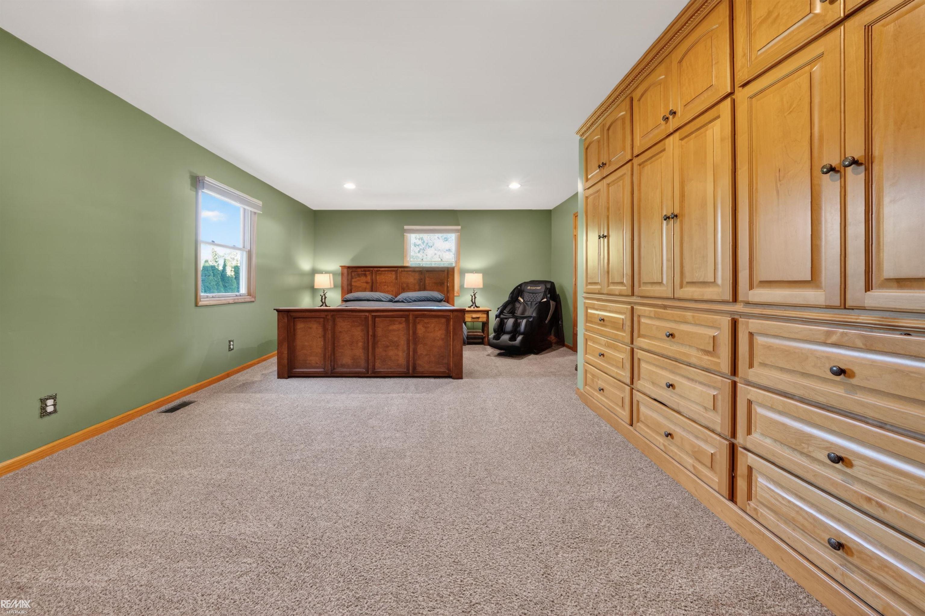 property viewer photo 27