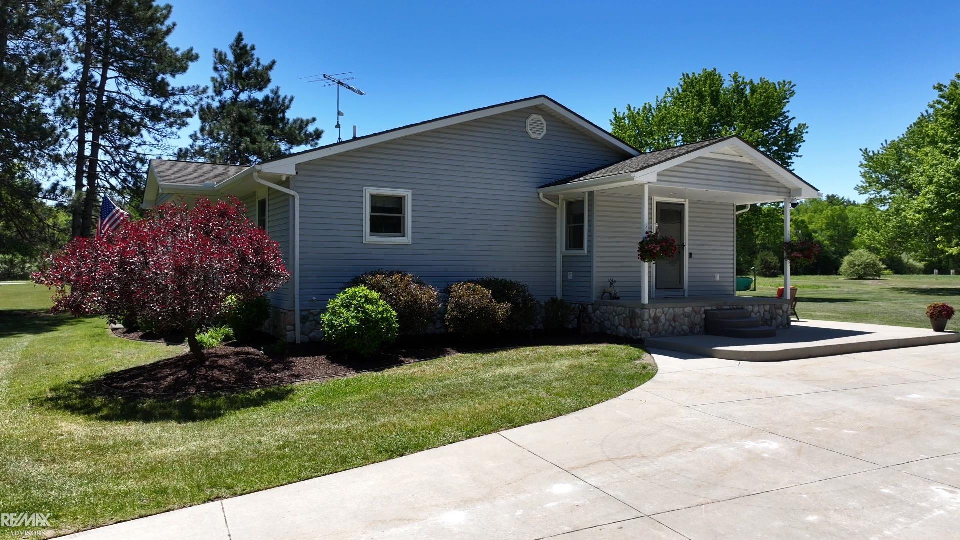 property viewer photo 6
