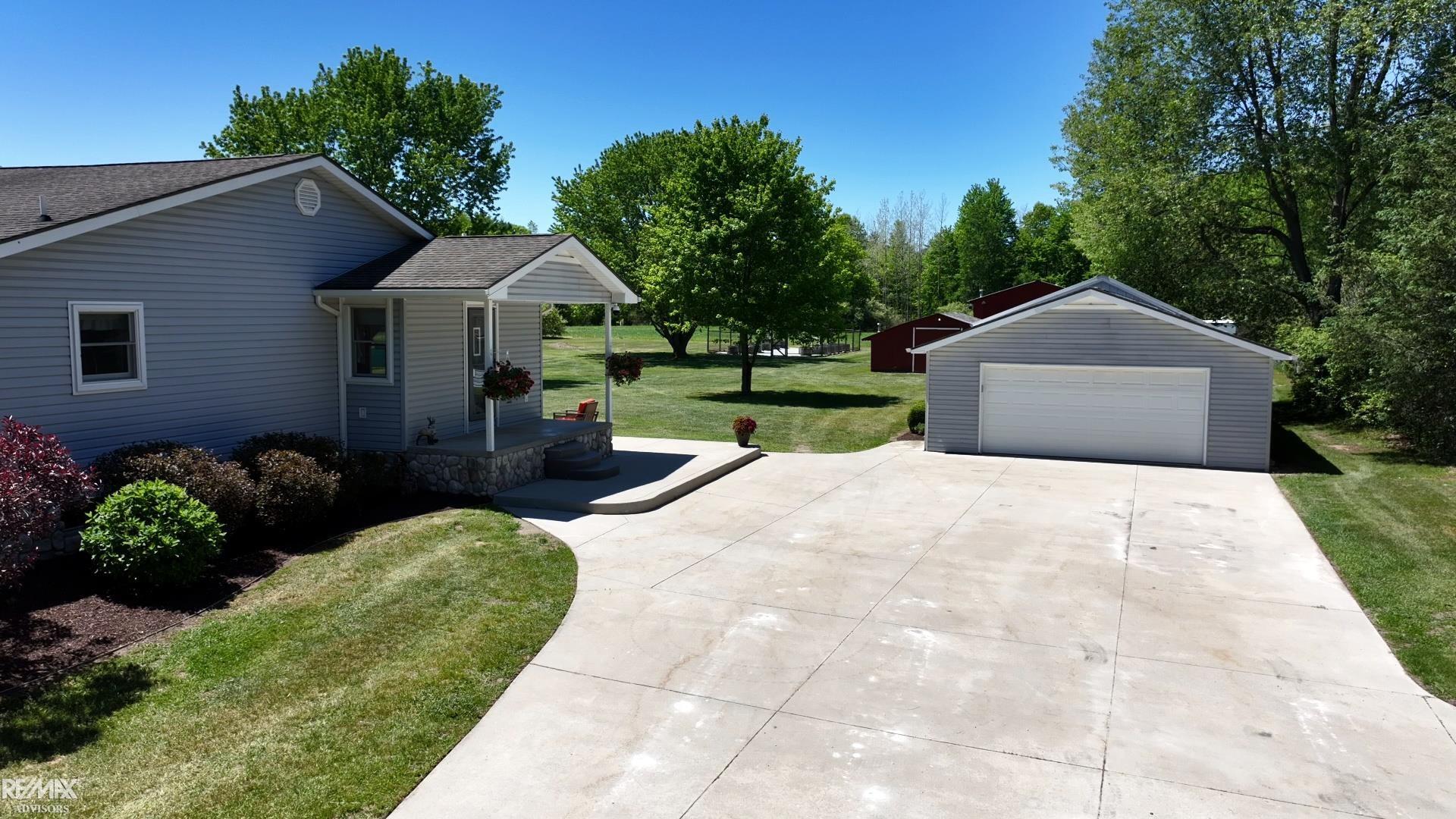 property viewer photo 61