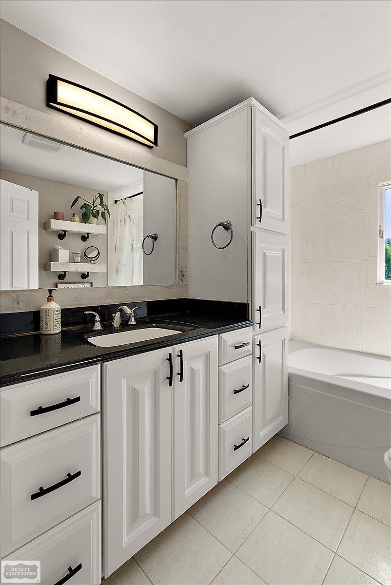 property viewer photo 56