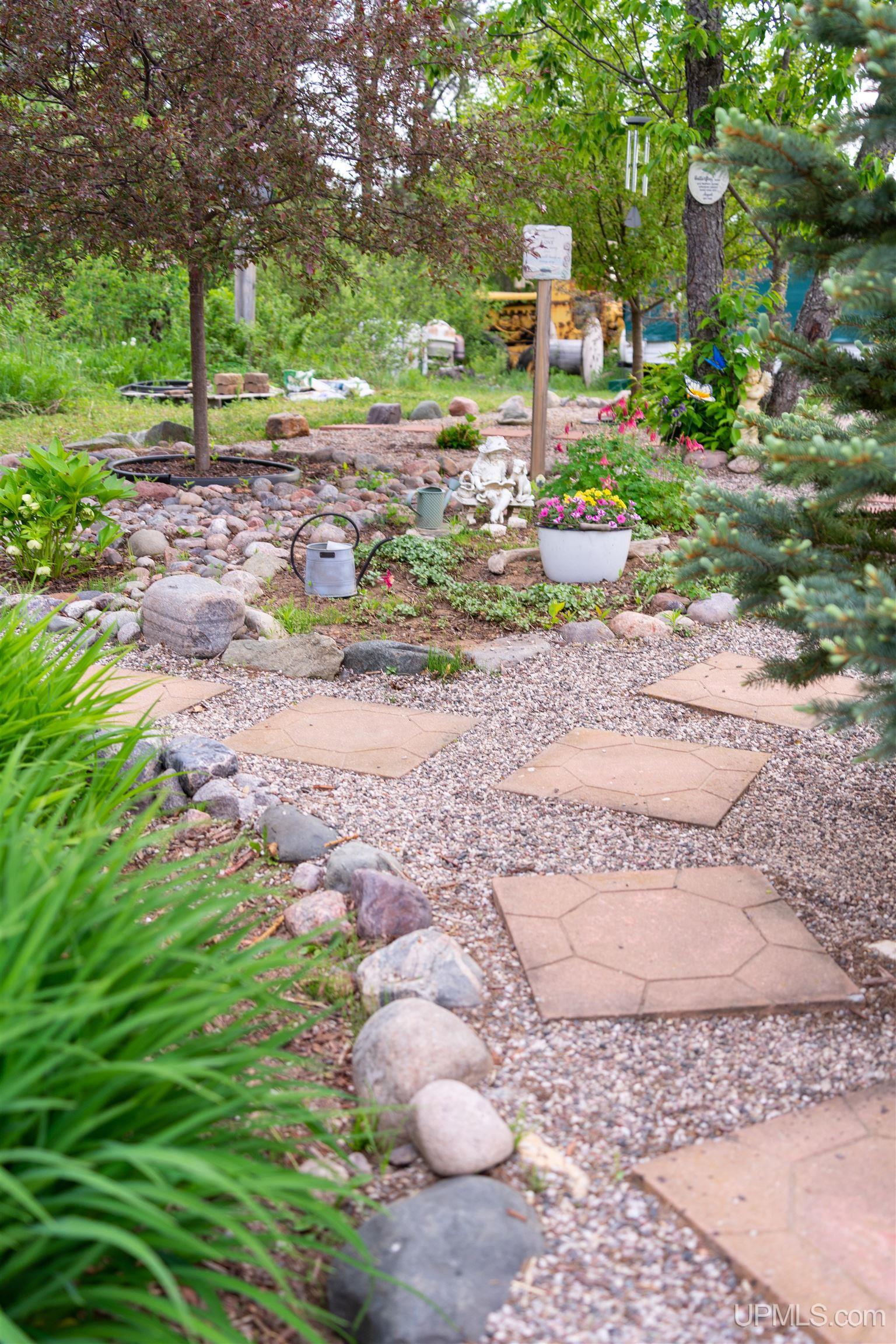 main property photo 94
