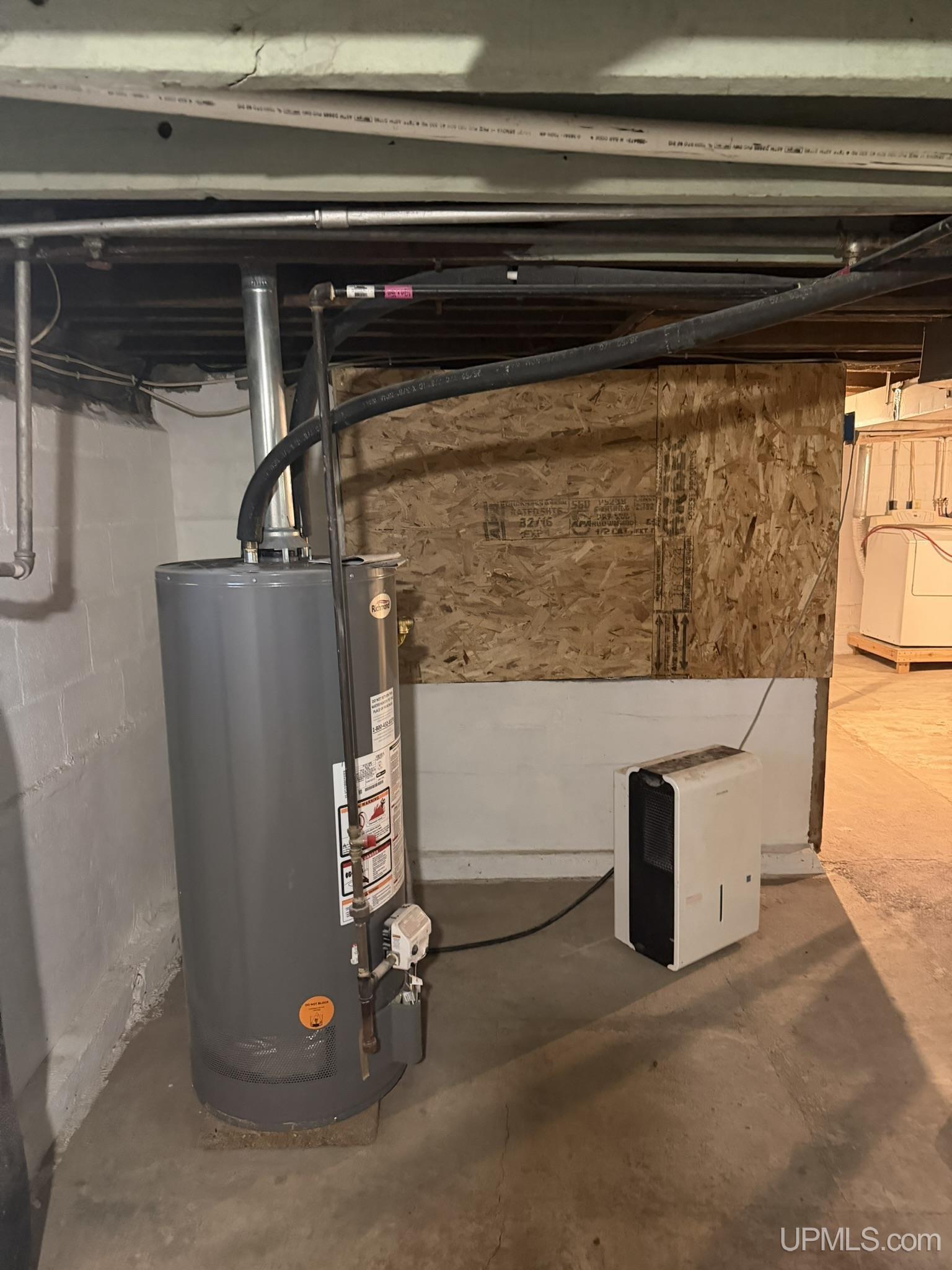 main property photo 26