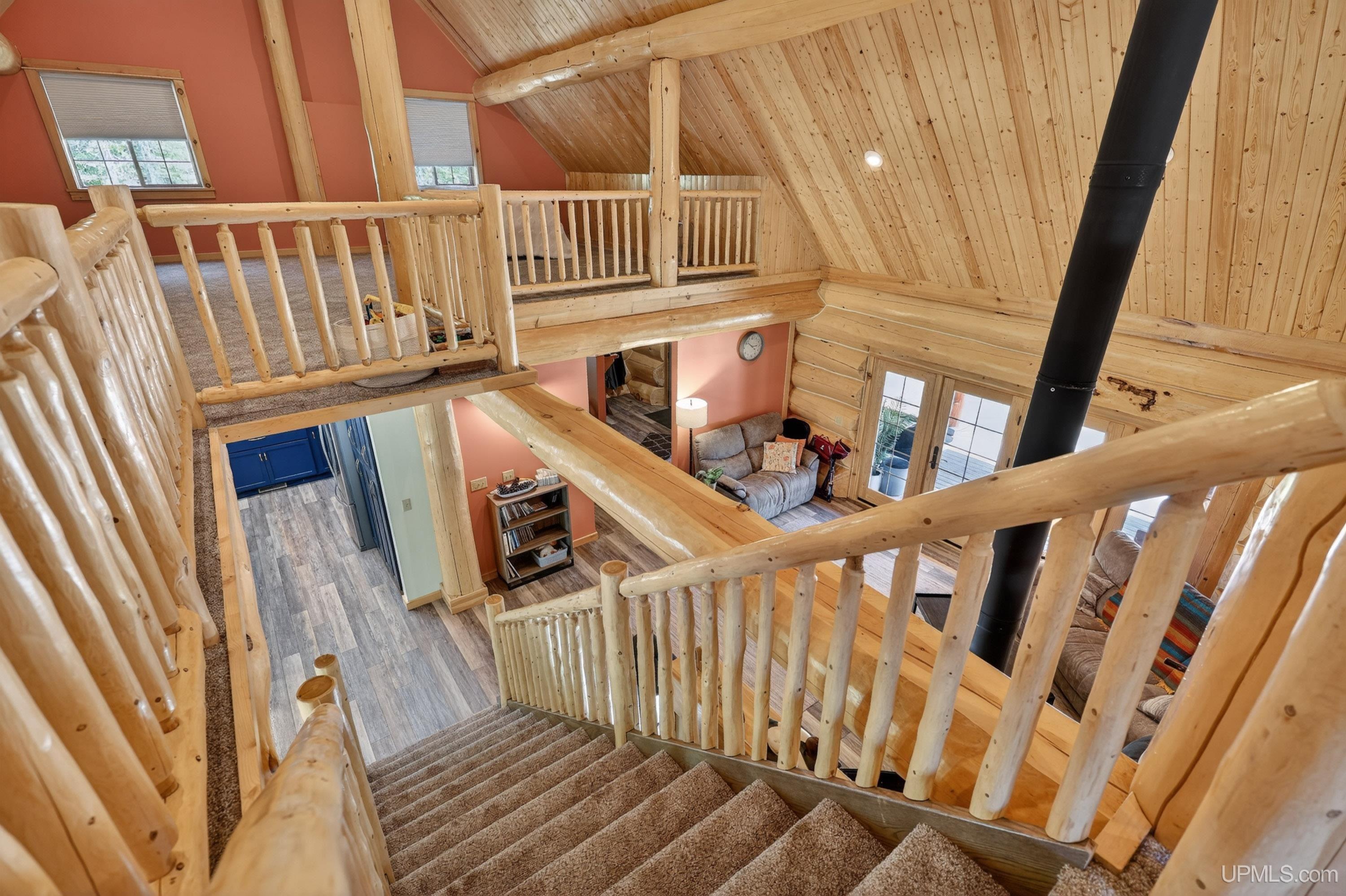 main property photo 28