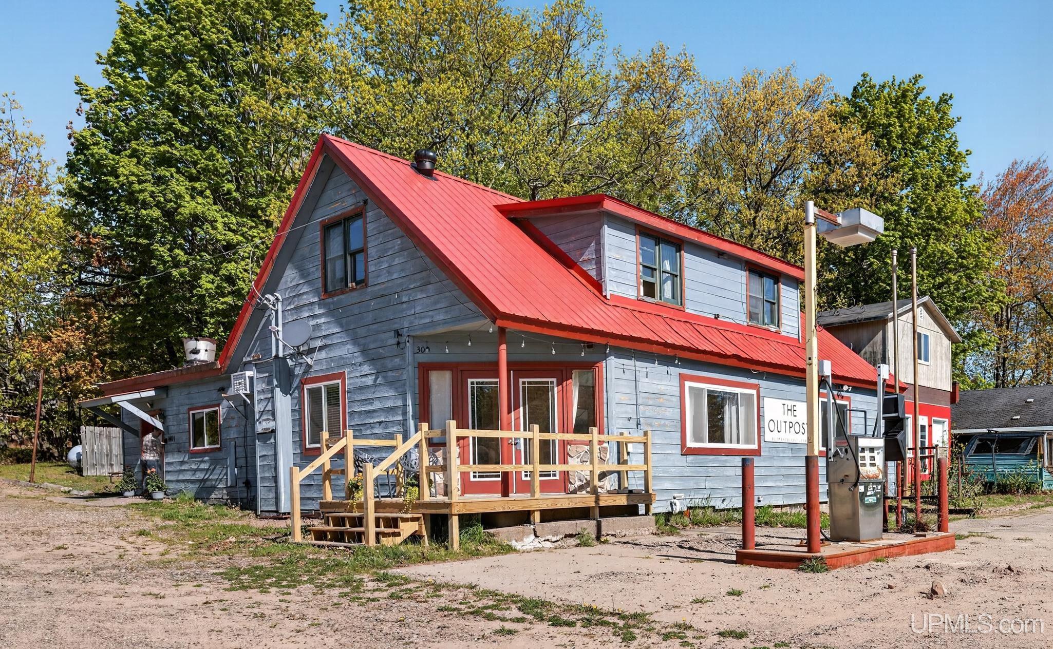 main property photo 30
