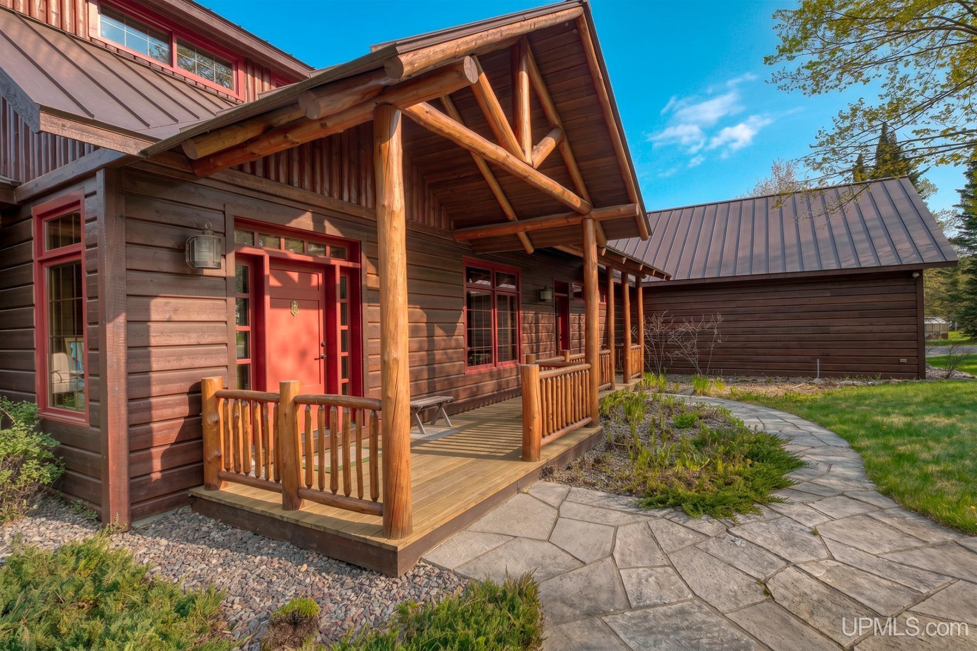 main property photo 14