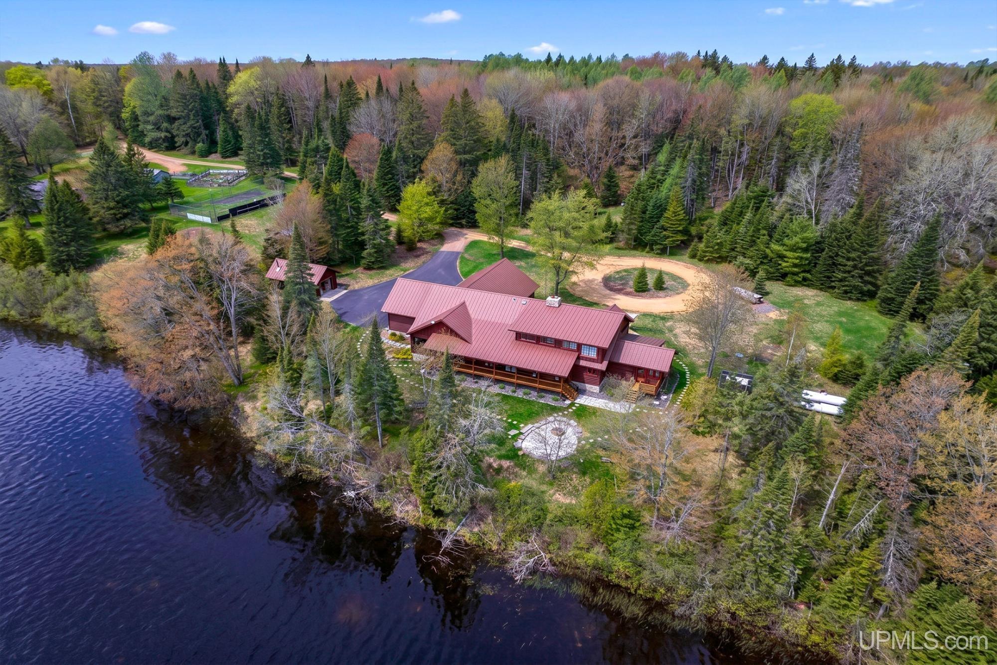 main property photo 23