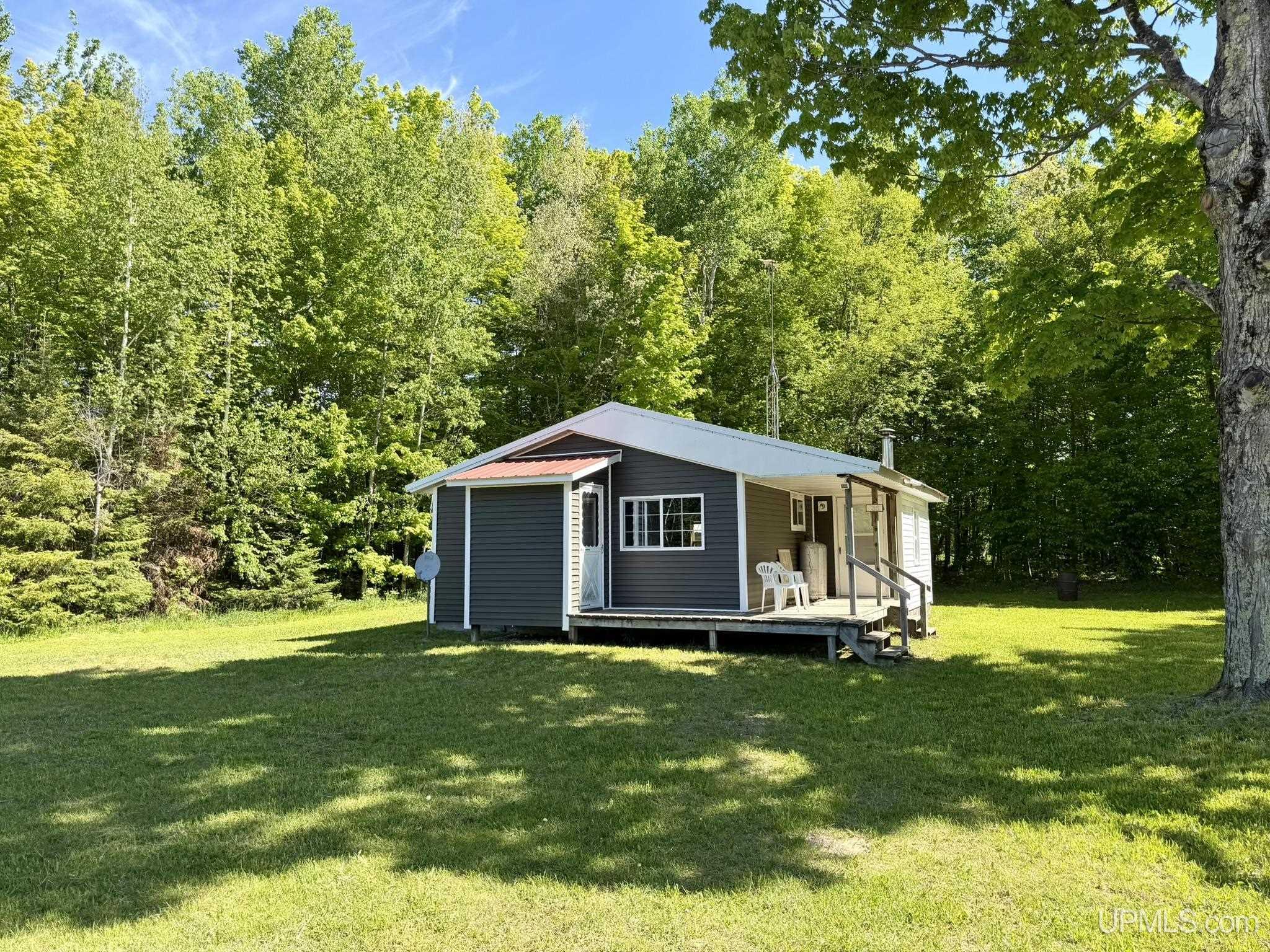 main property photo 0
