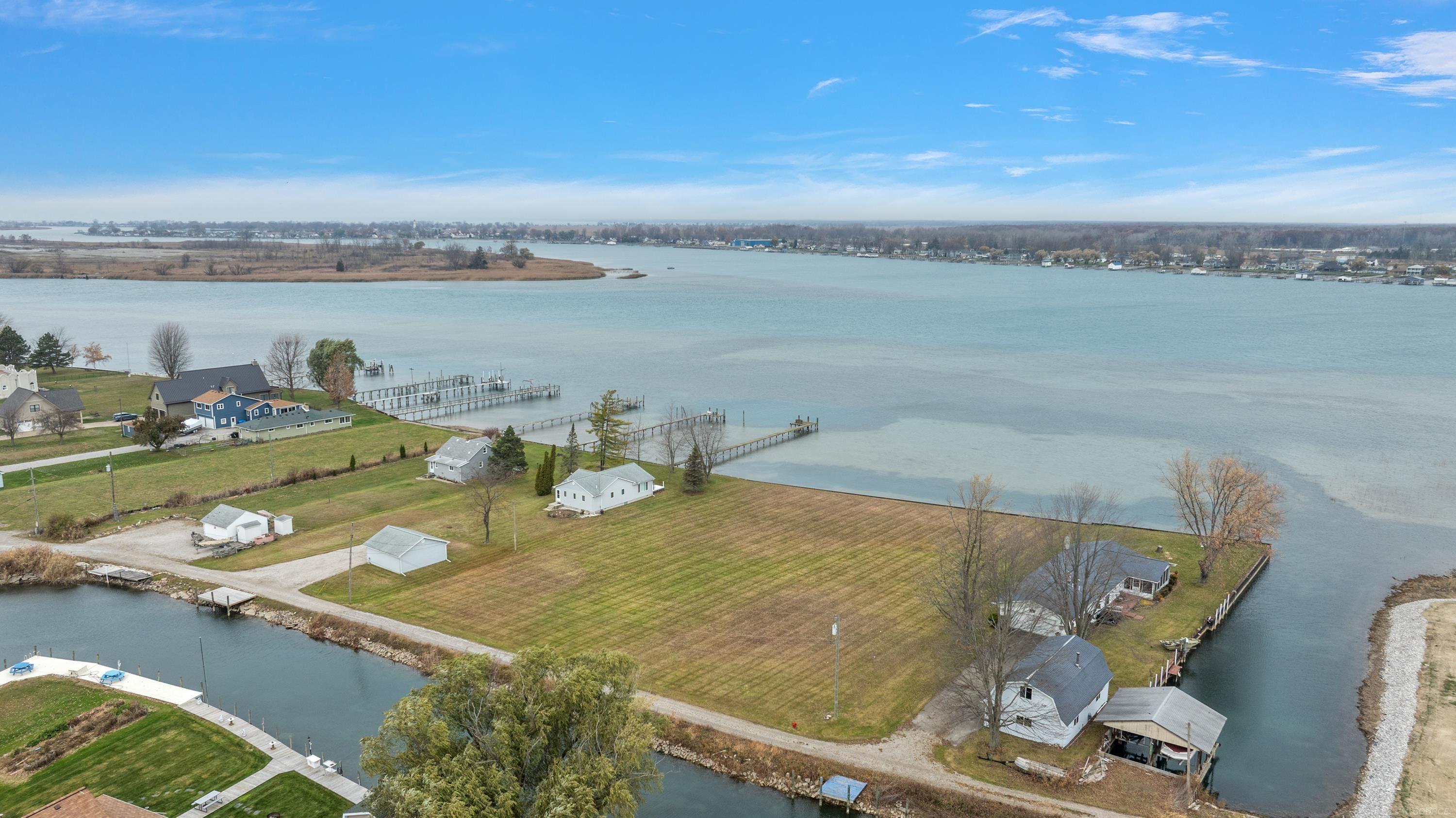 main property photo 0