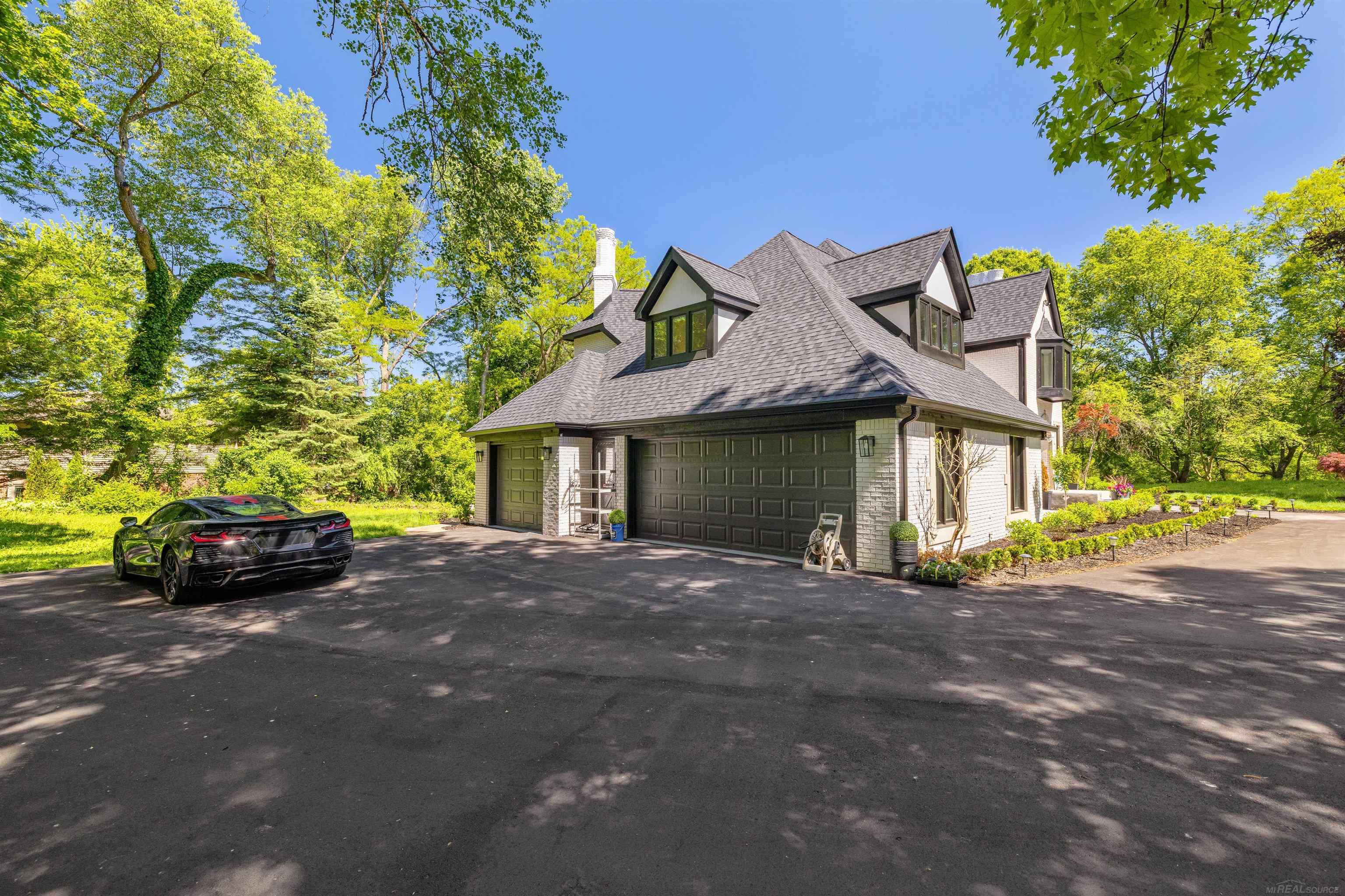main property photo 56