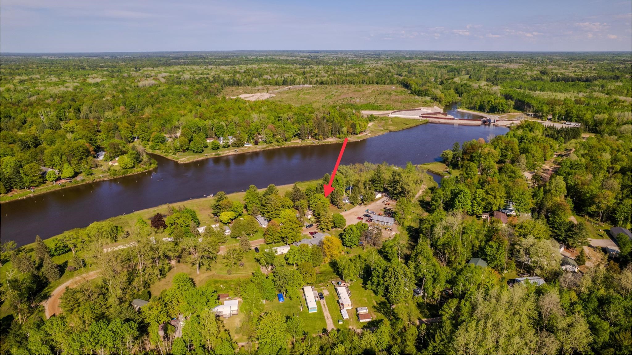 main property photo 40