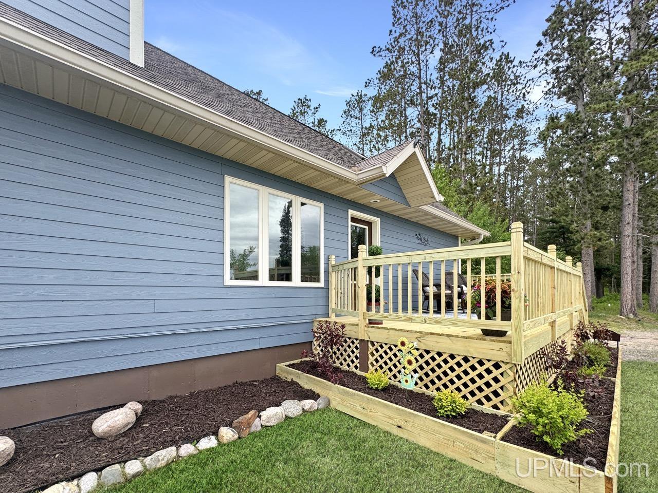 main property photo 27