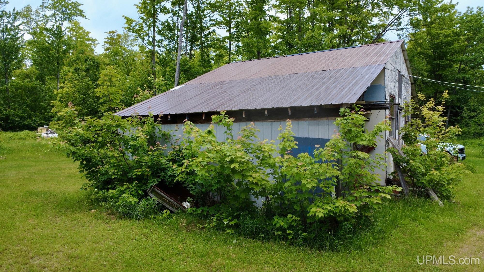 main property photo 59