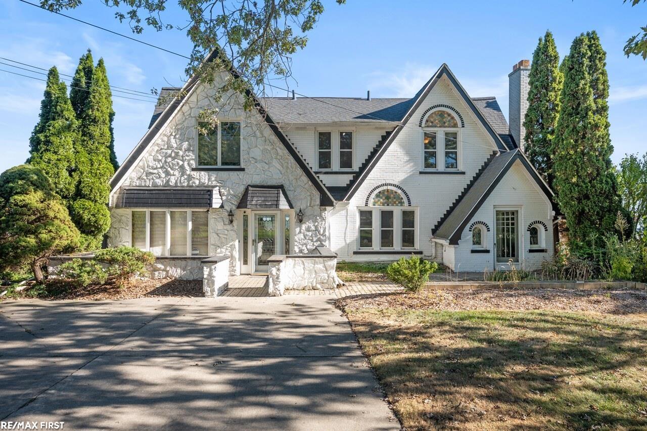 main property photo 35