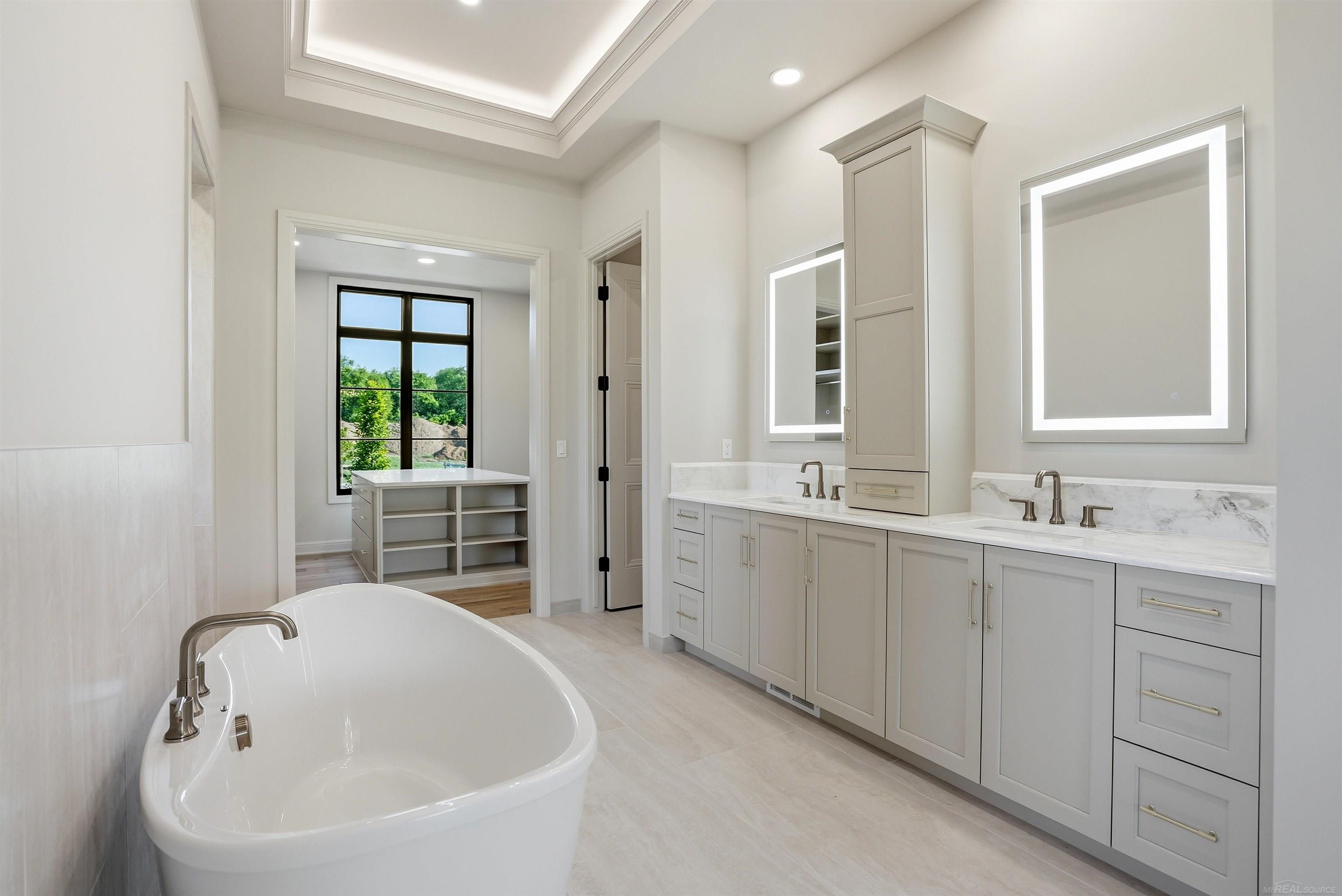 main property photo 66