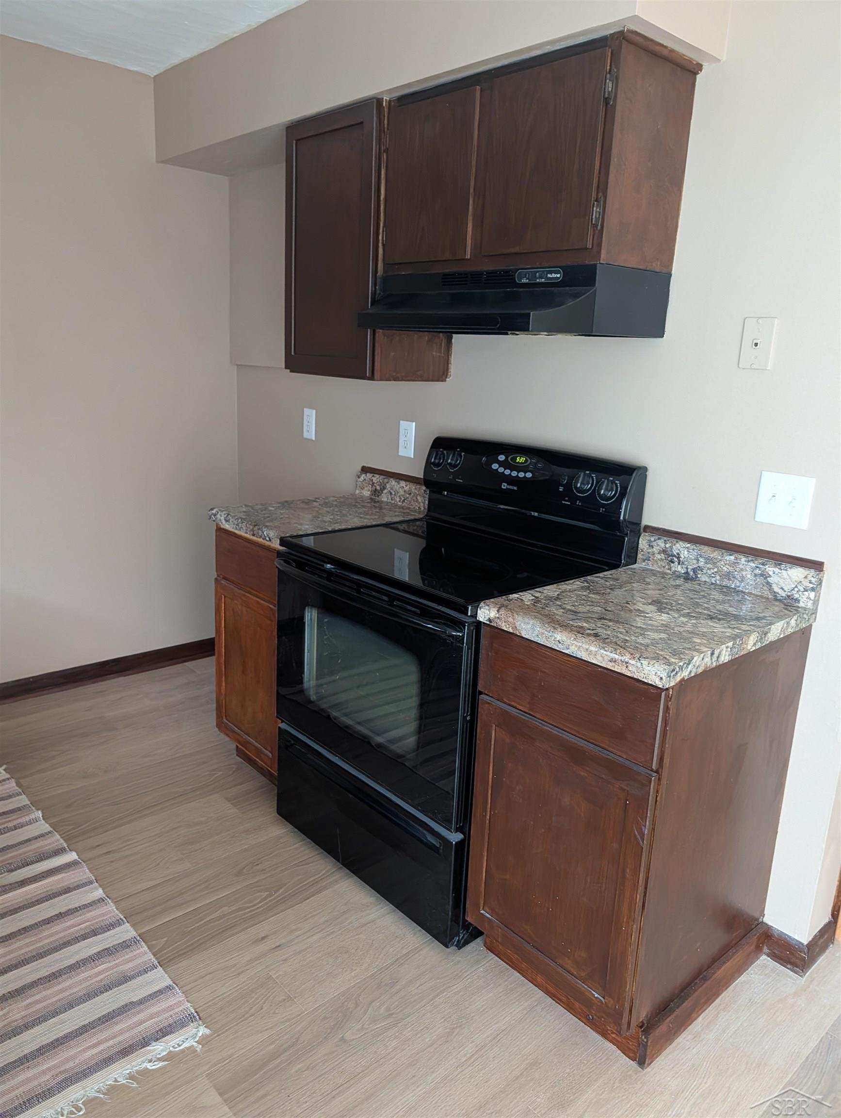 property viewer photo 6
