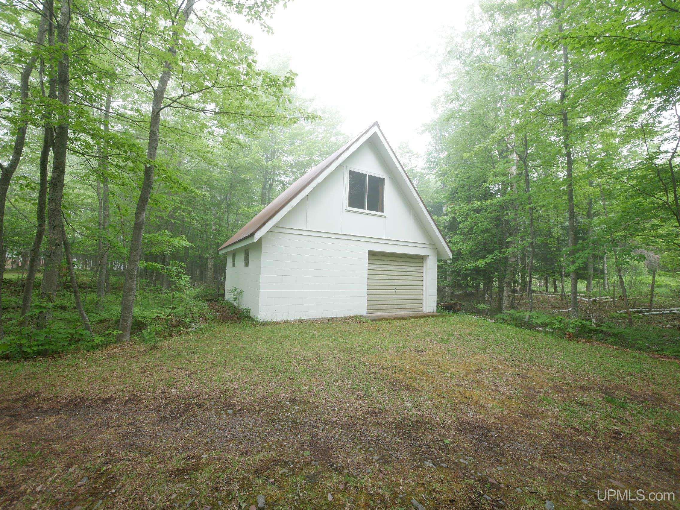 main property photo 58