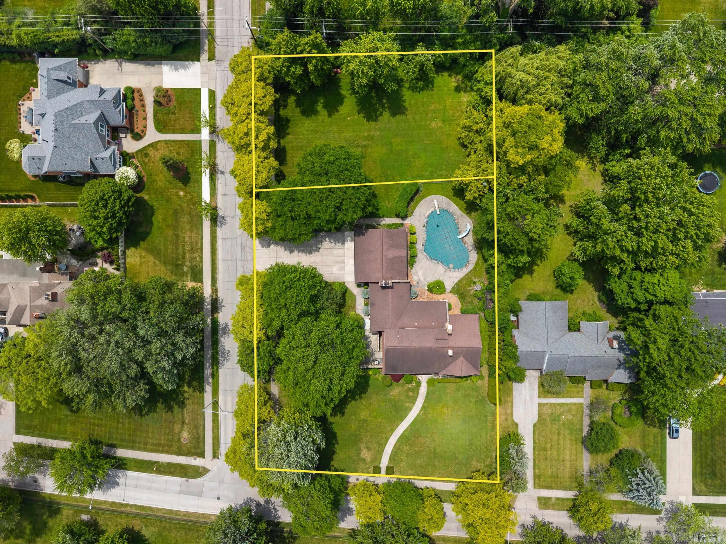 main property photo 65