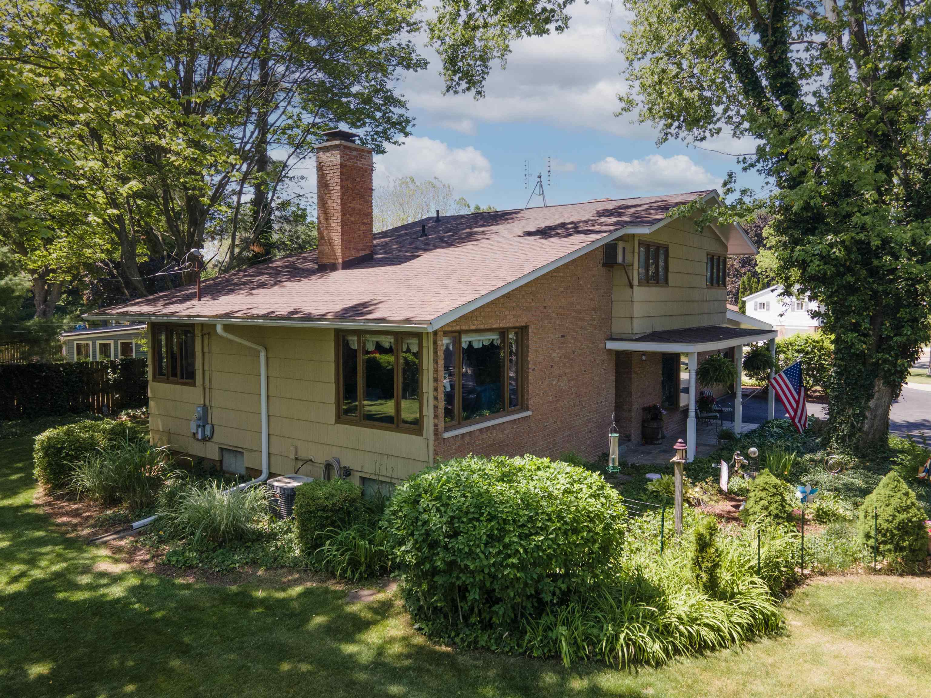 main property photo 47
