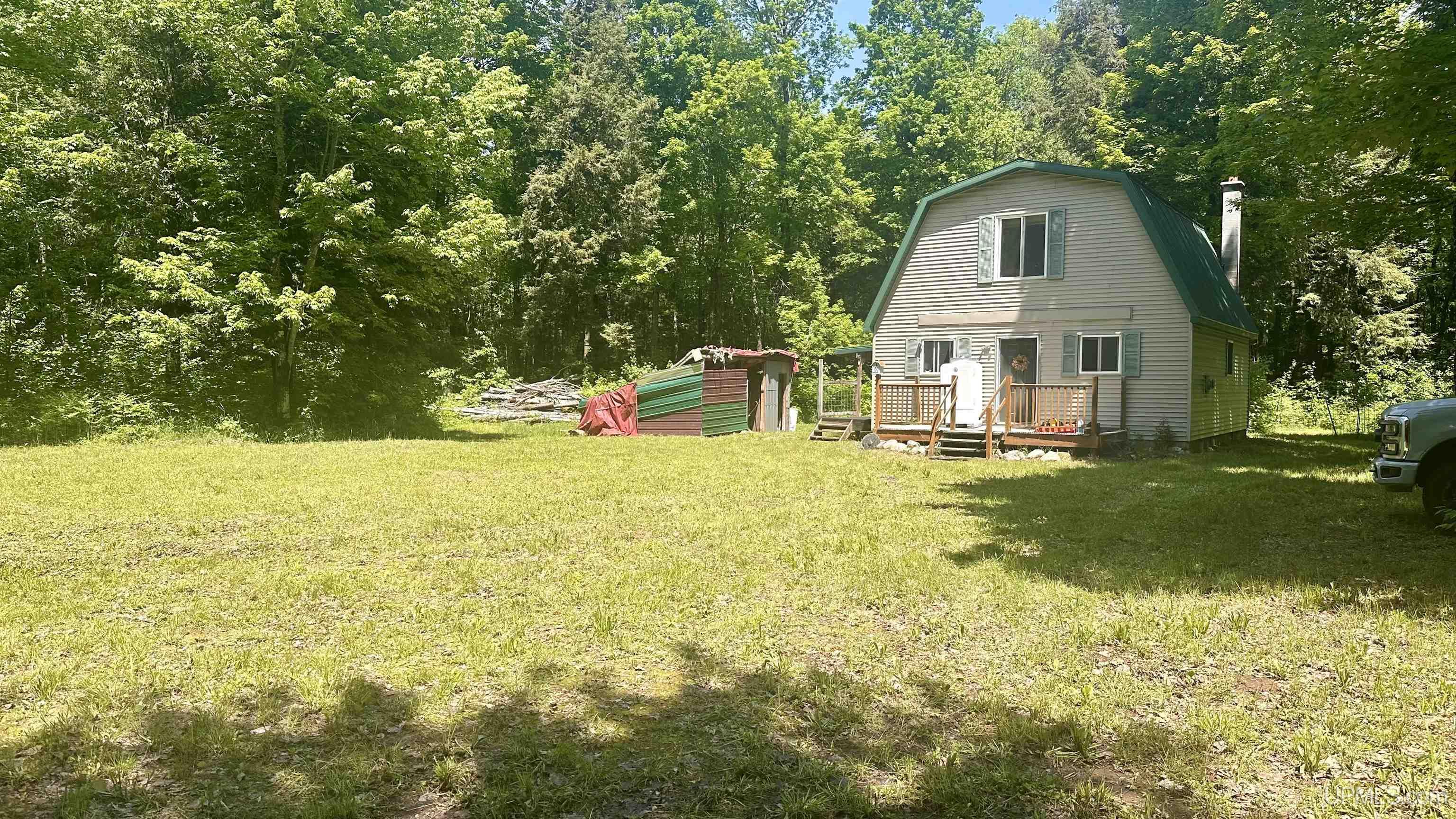 main property photo 27