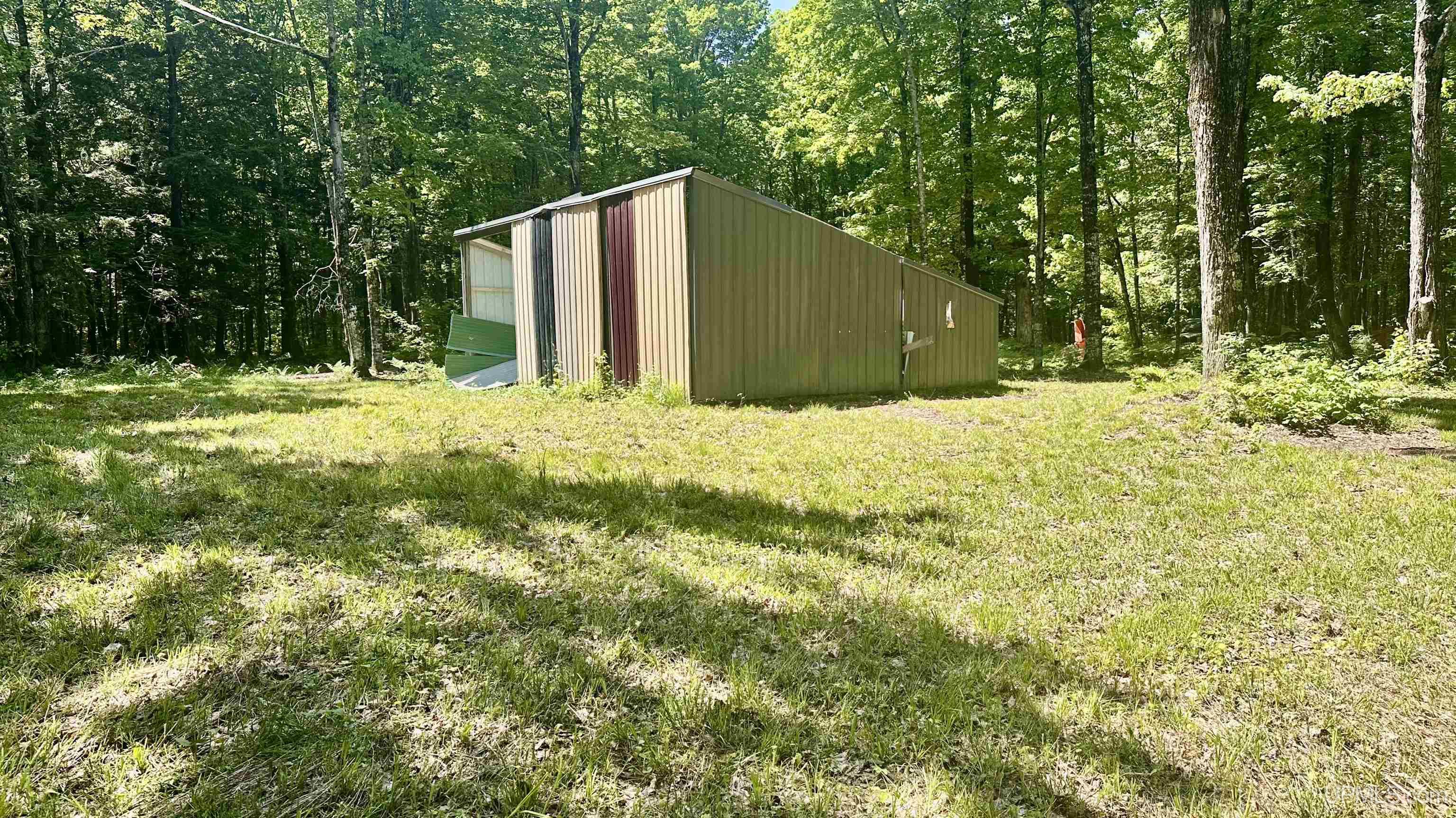 main property photo 3