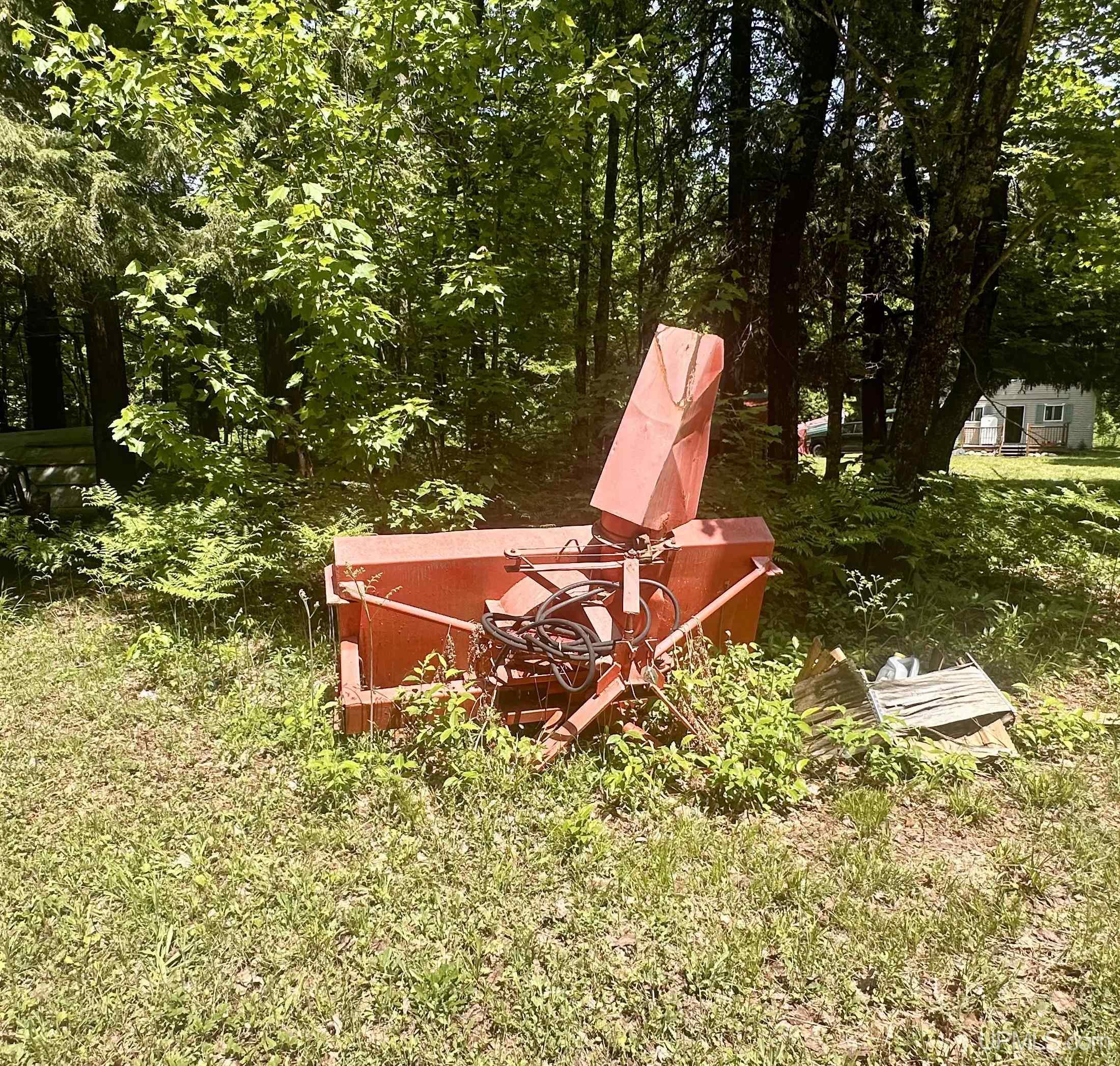 main property photo 46