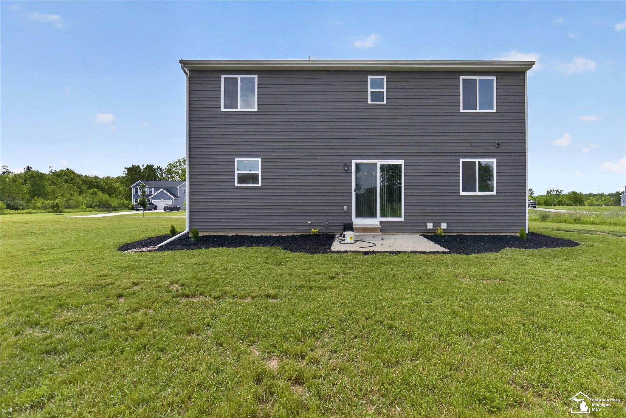 main property photo 46