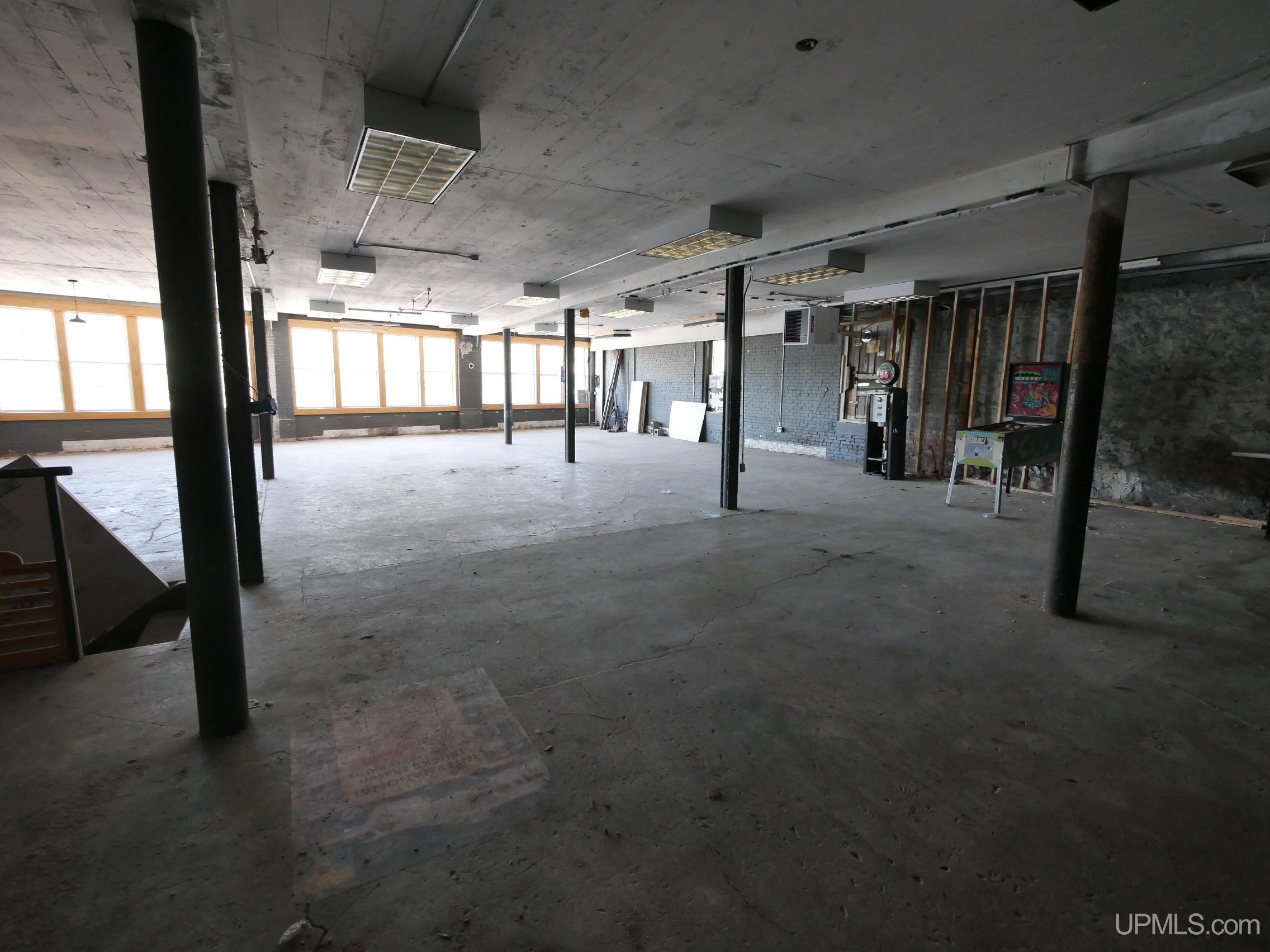 main property photo 44