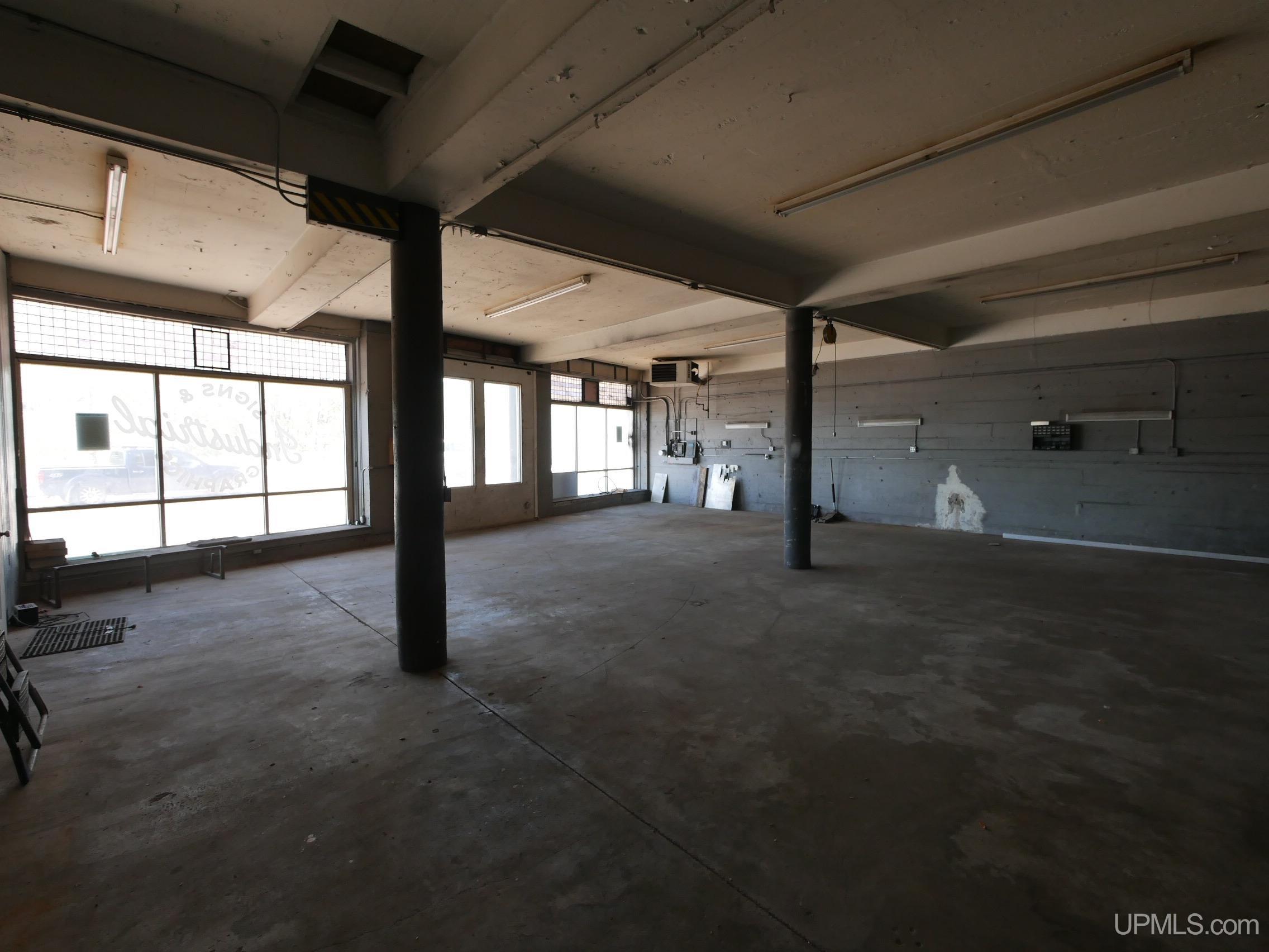 main property photo 47