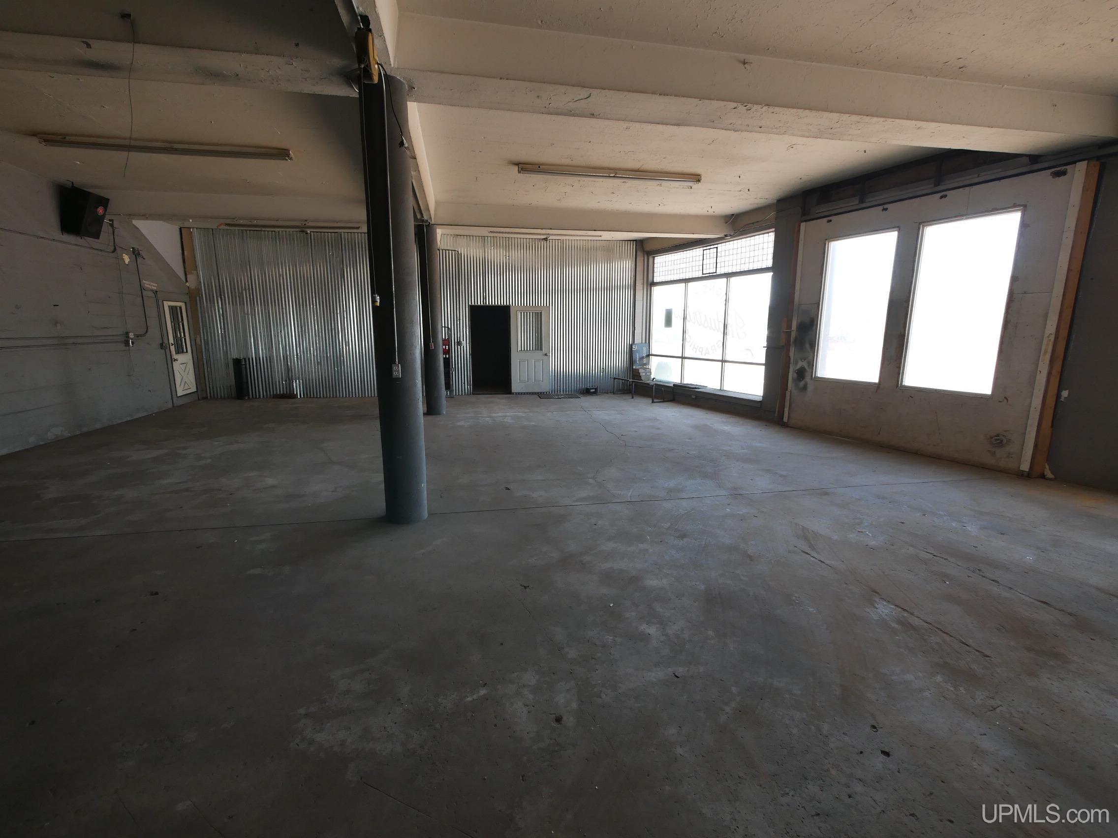 main property photo 48