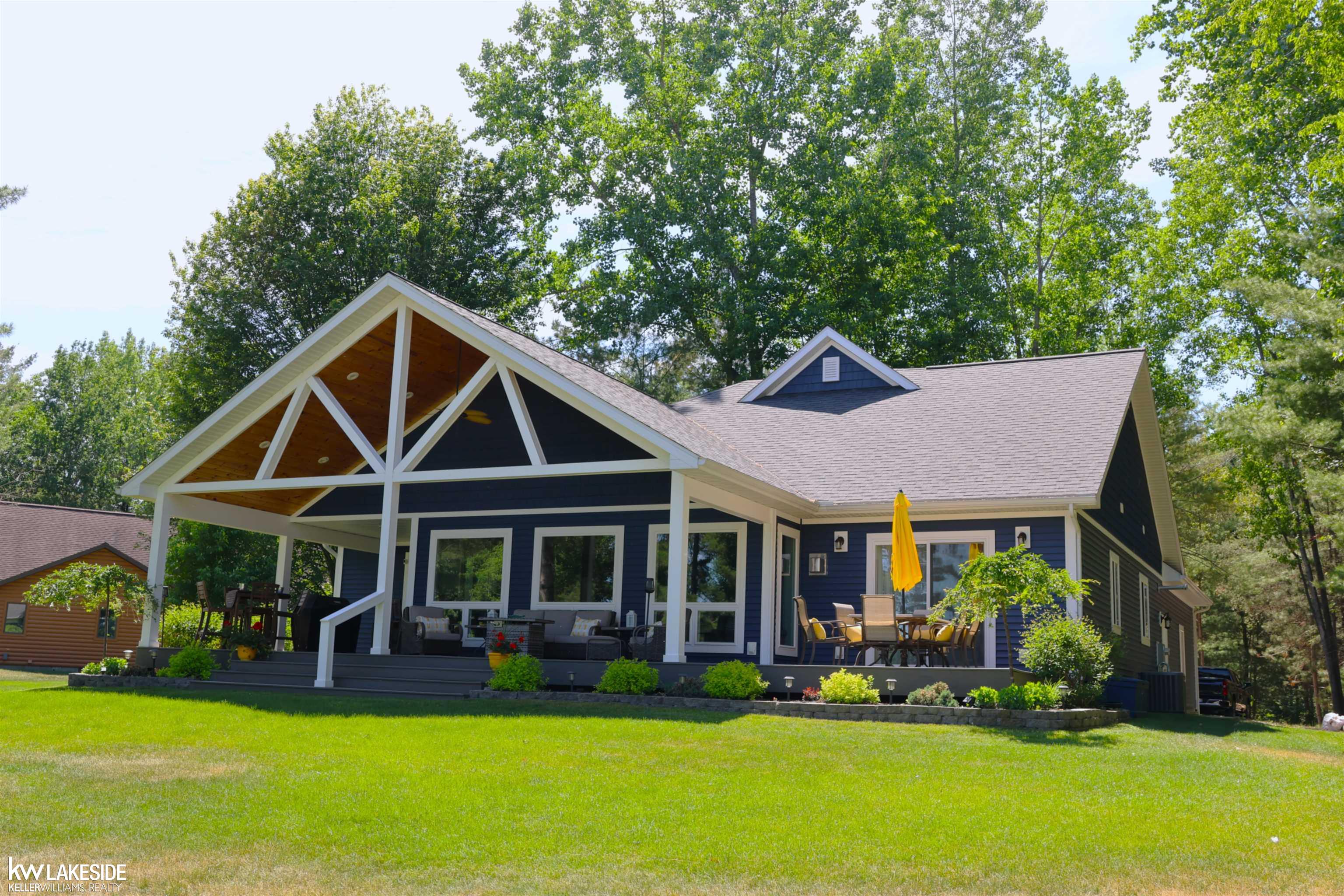 main property photo 62