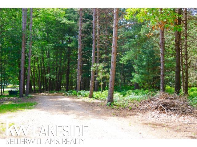 main property photo 78