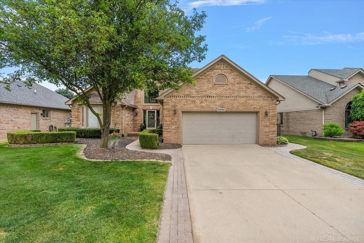 main property photo 4