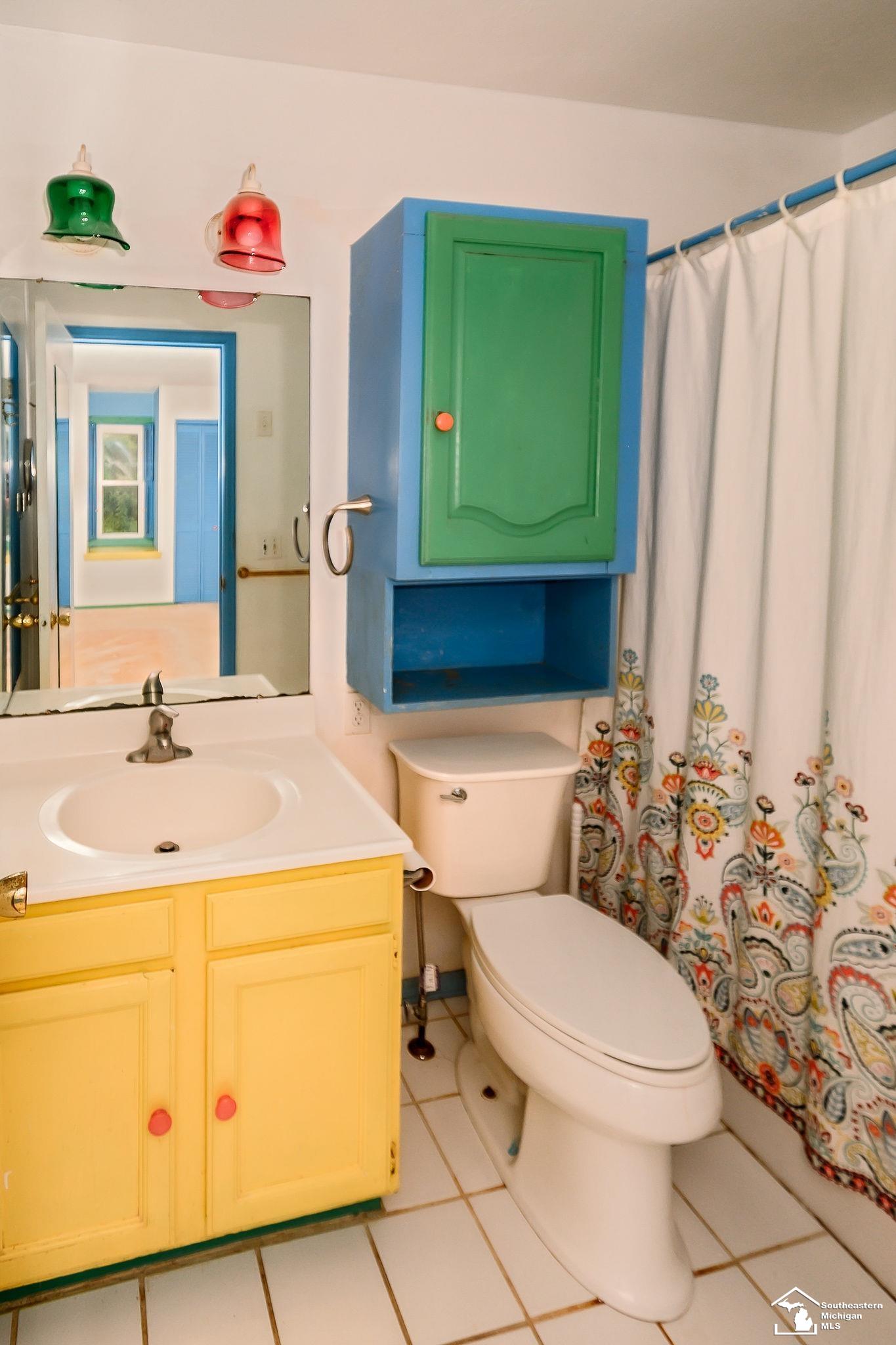 main property photo 16
