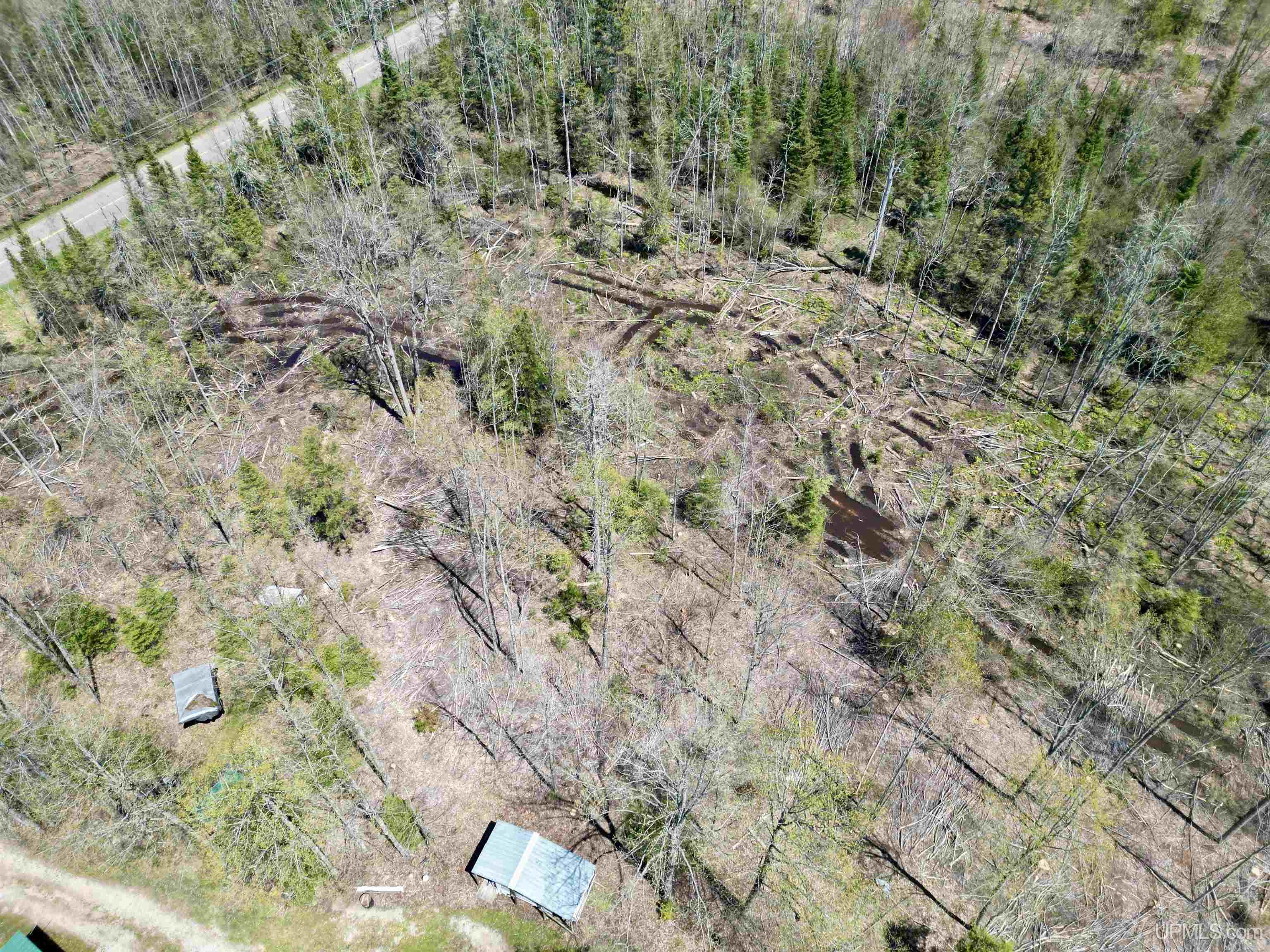 main property photo 47
