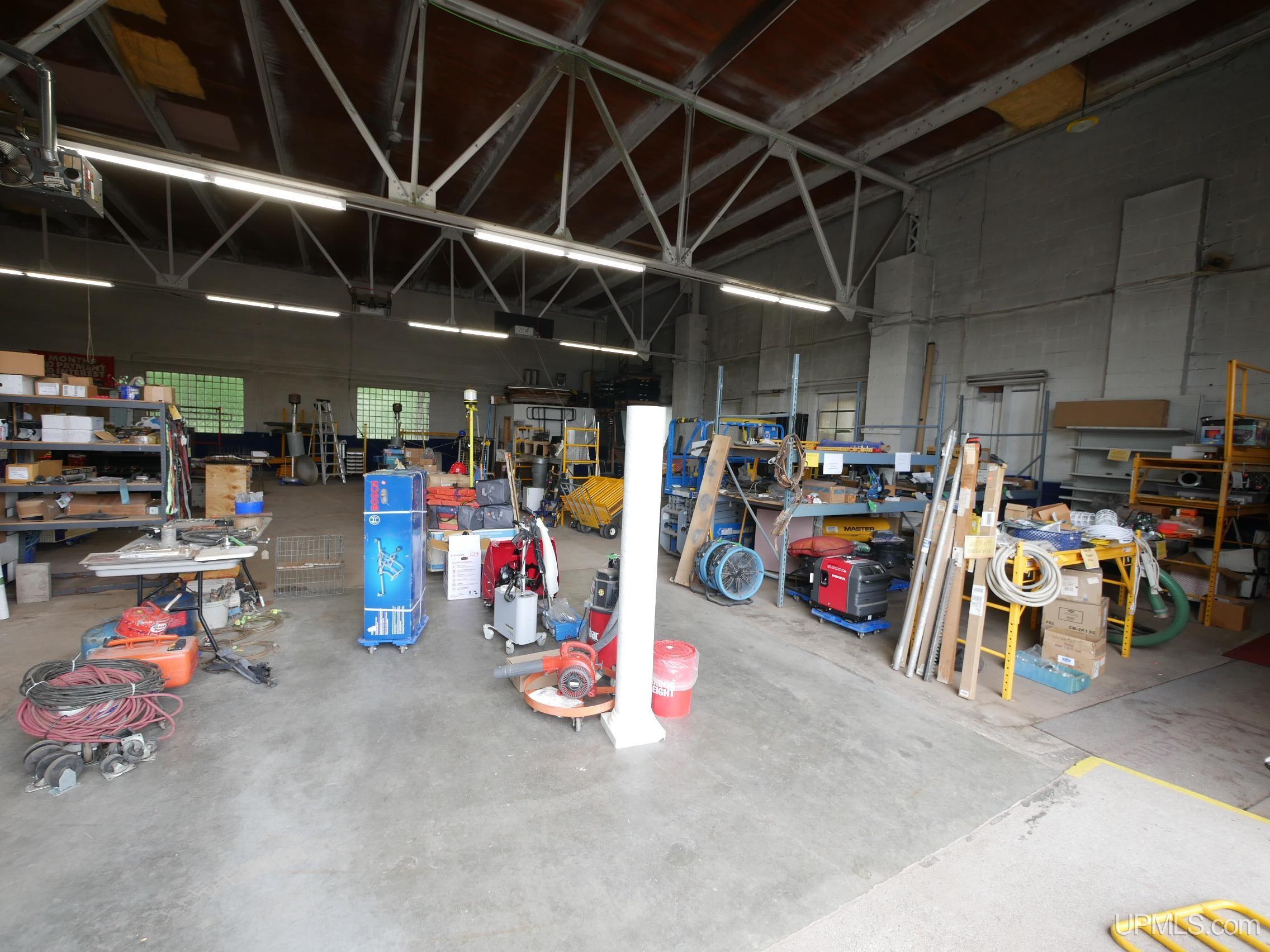 main property photo 15