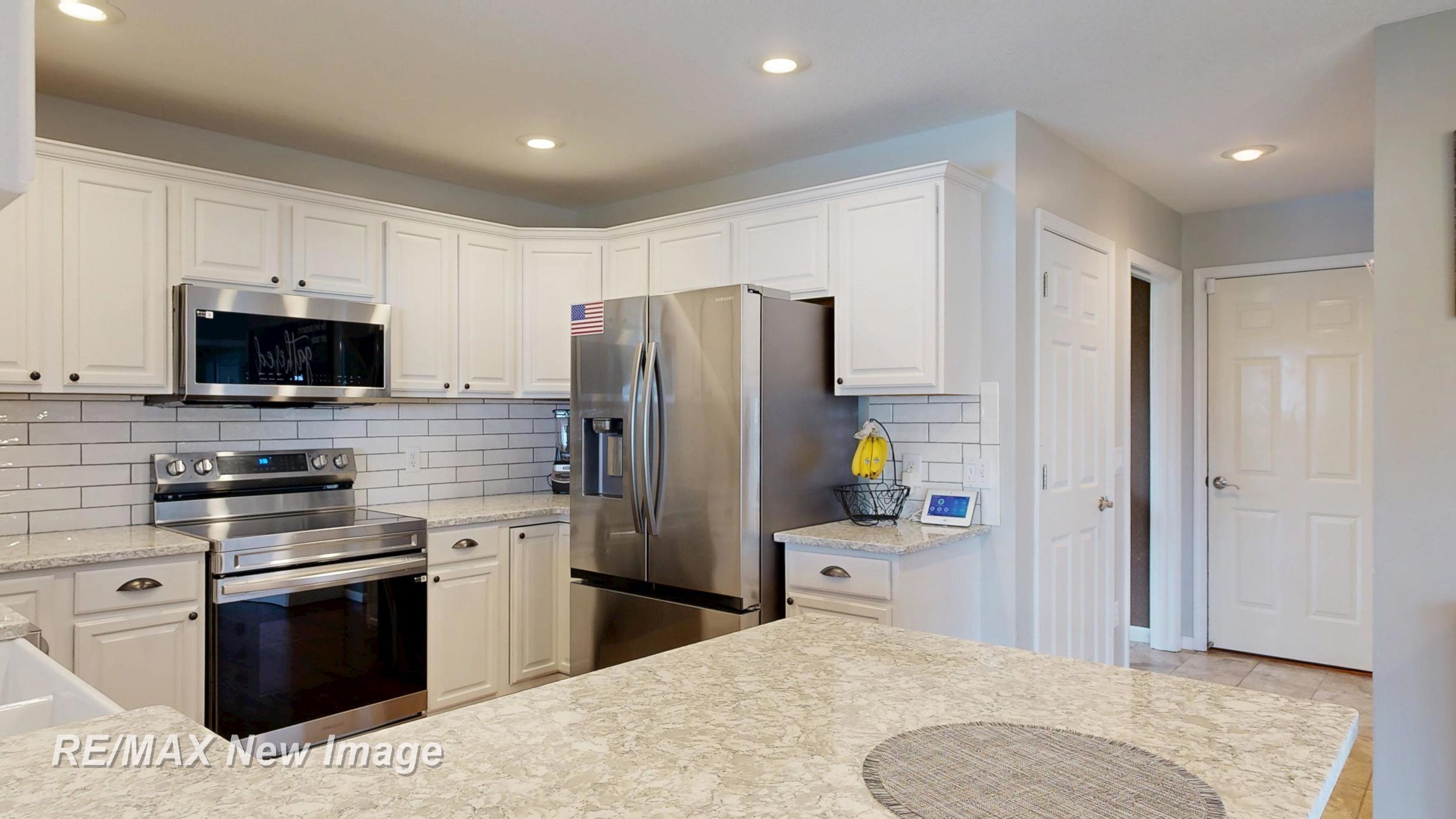 property viewer photo 19