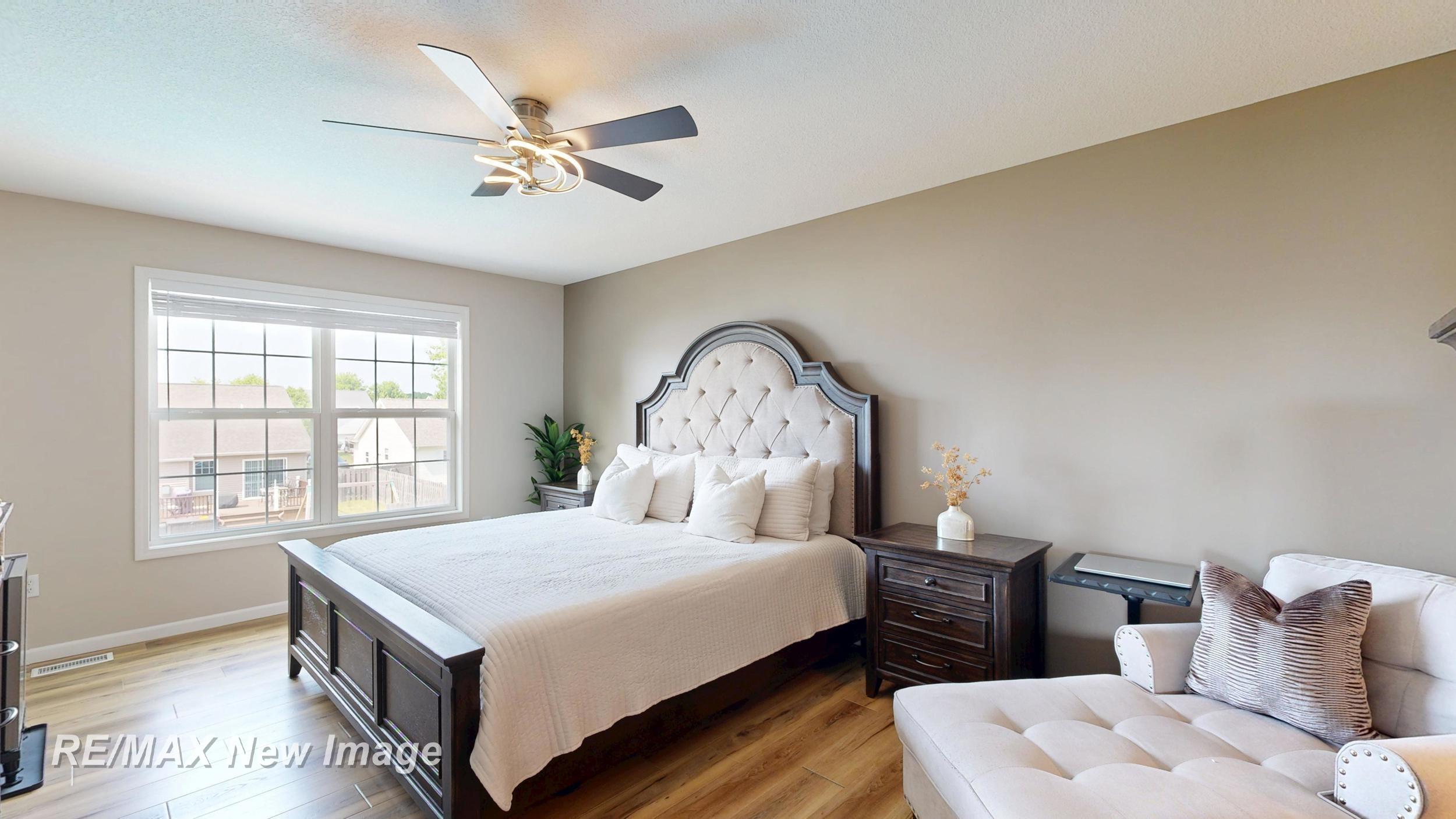 property viewer photo 27