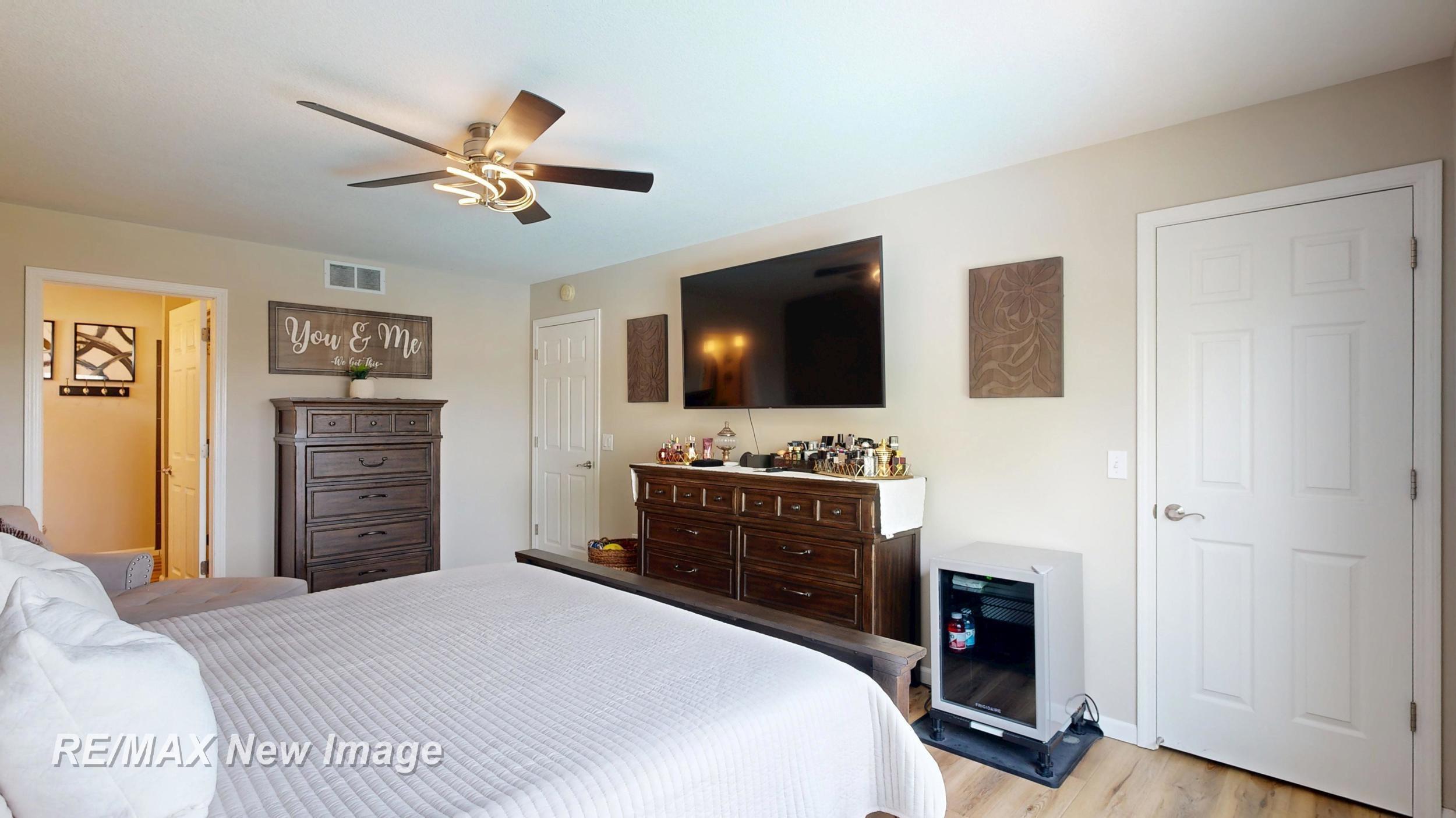property viewer photo 28