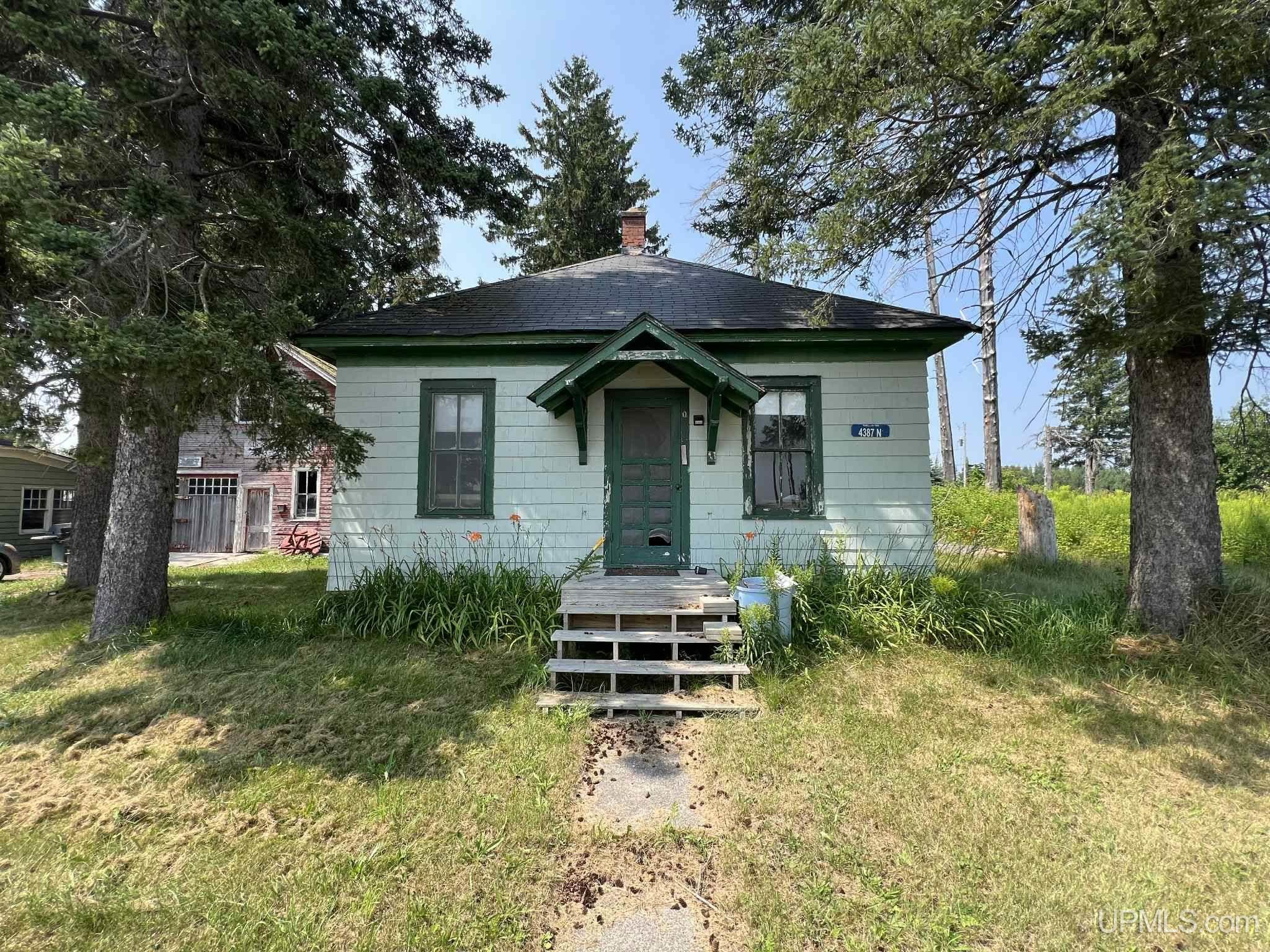 main property photo 10